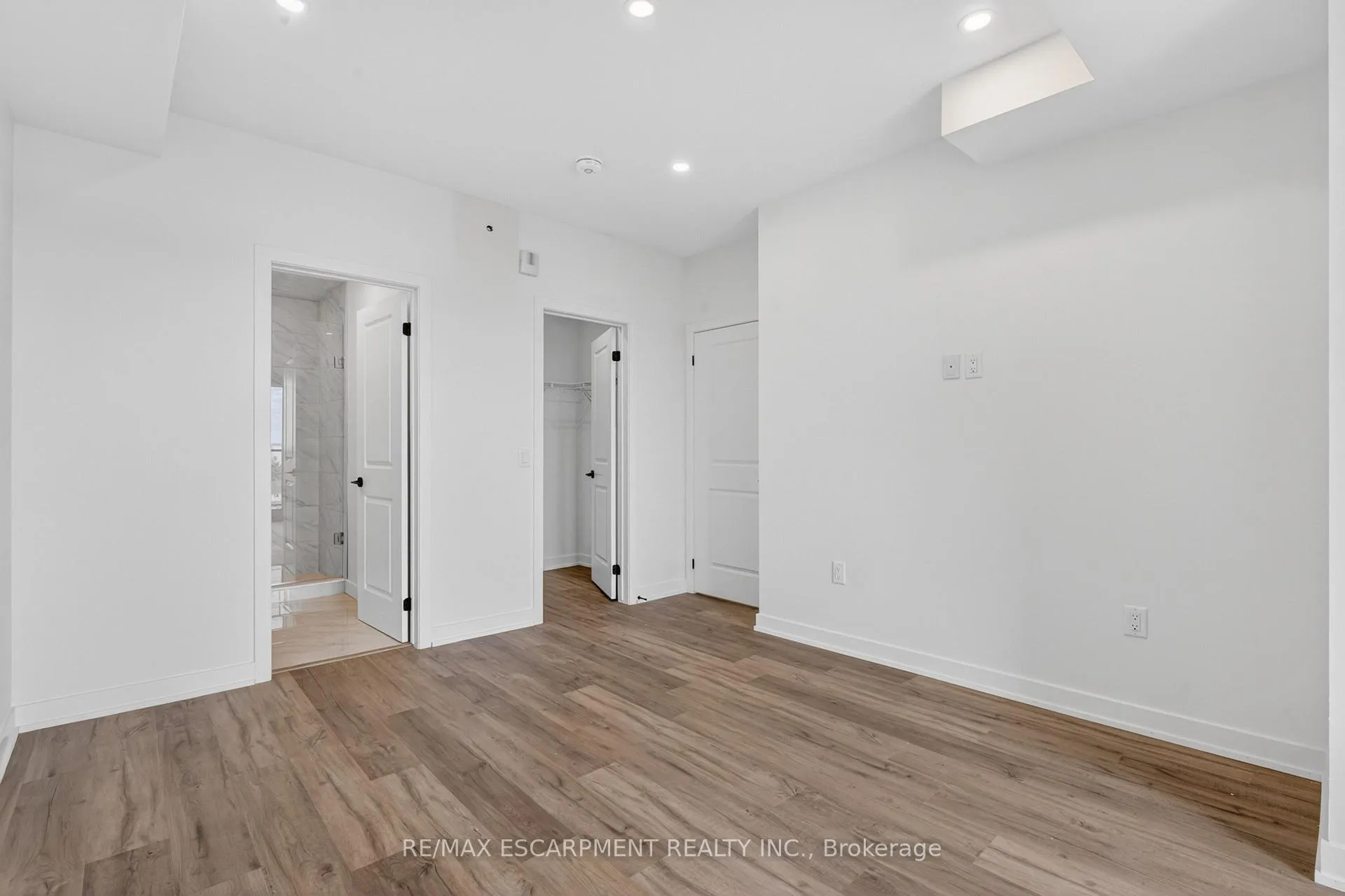 Photo 21 of Unit 707, 461 Green Road W, Hamilton, Lakeshore — HOMEH
