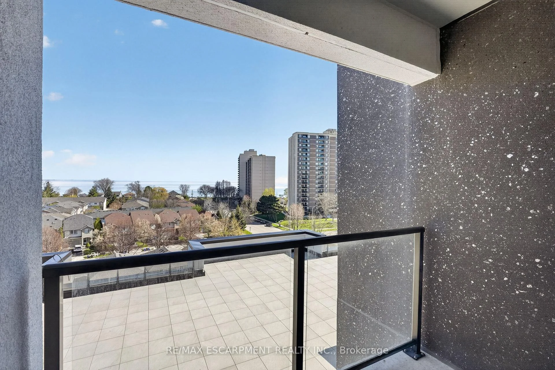 Photo 39 of Unit 707, 461 Green Road W, Hamilton, Lakeshore — HOMEH