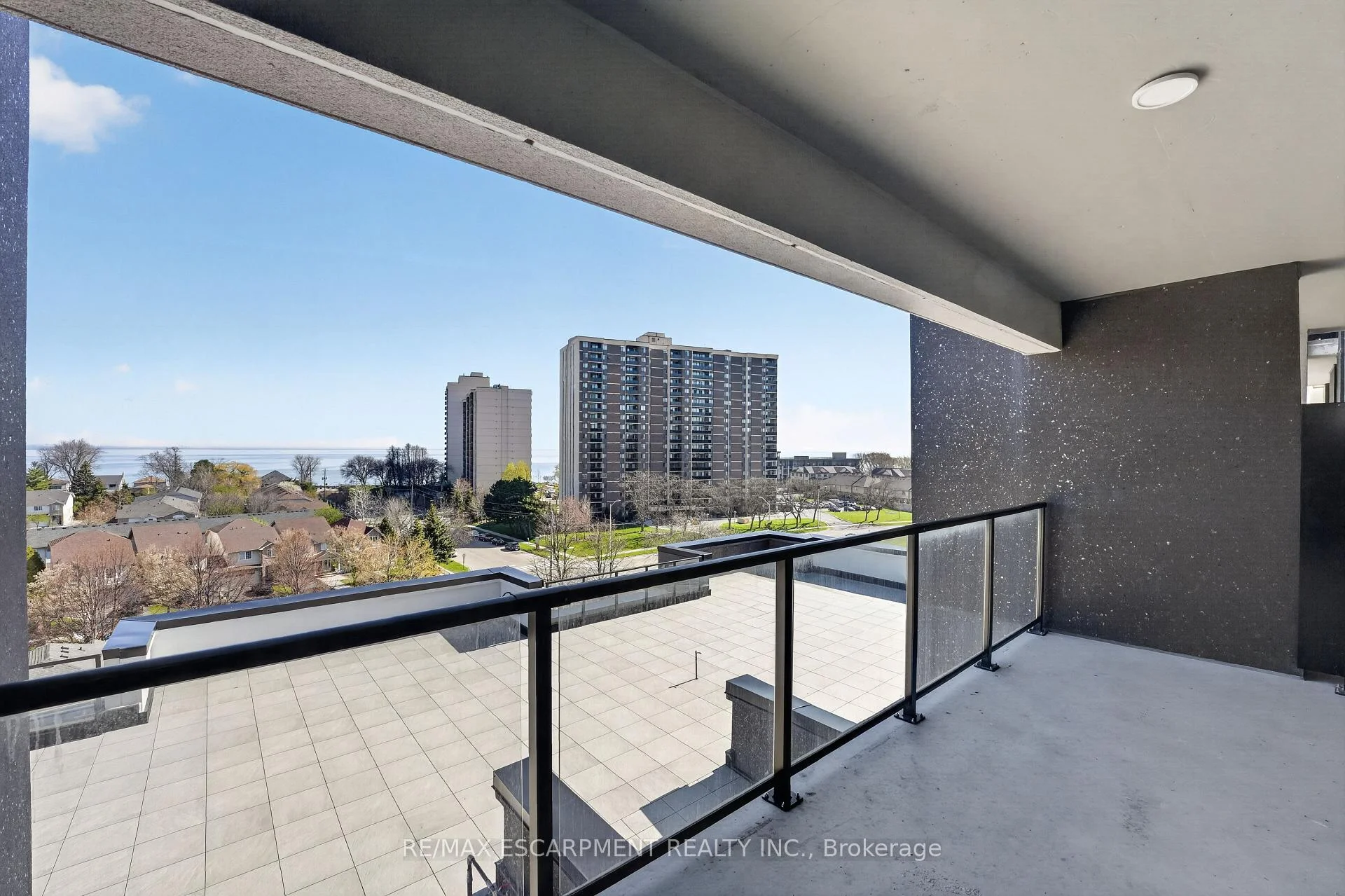 Photo 42 of Unit 707, 461 Green Road W, Hamilton, Lakeshore — HOMEH