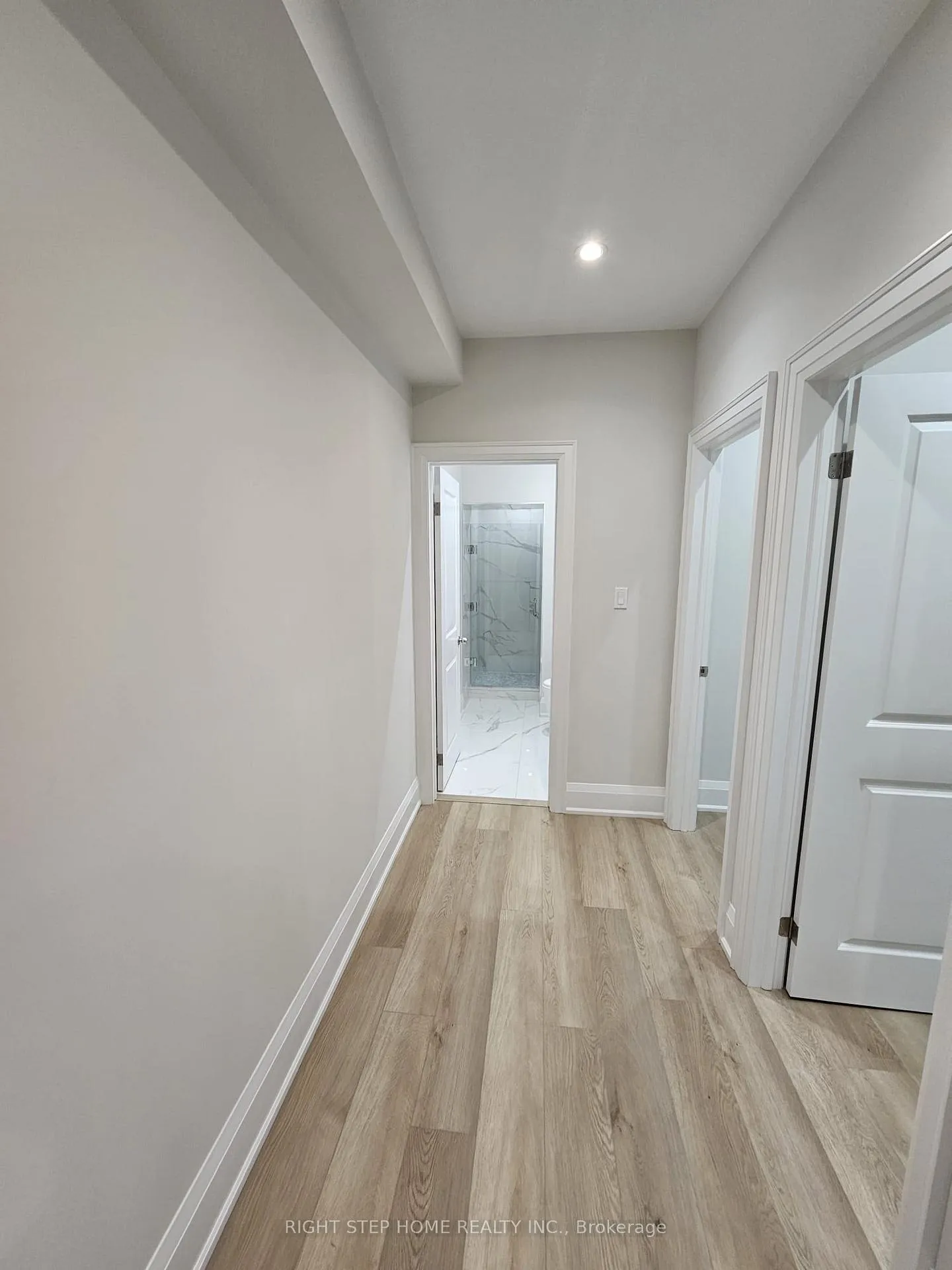 Photo 15 of 41 Sugarbush Square E, Scarborough, Highland Creek — HOMEH