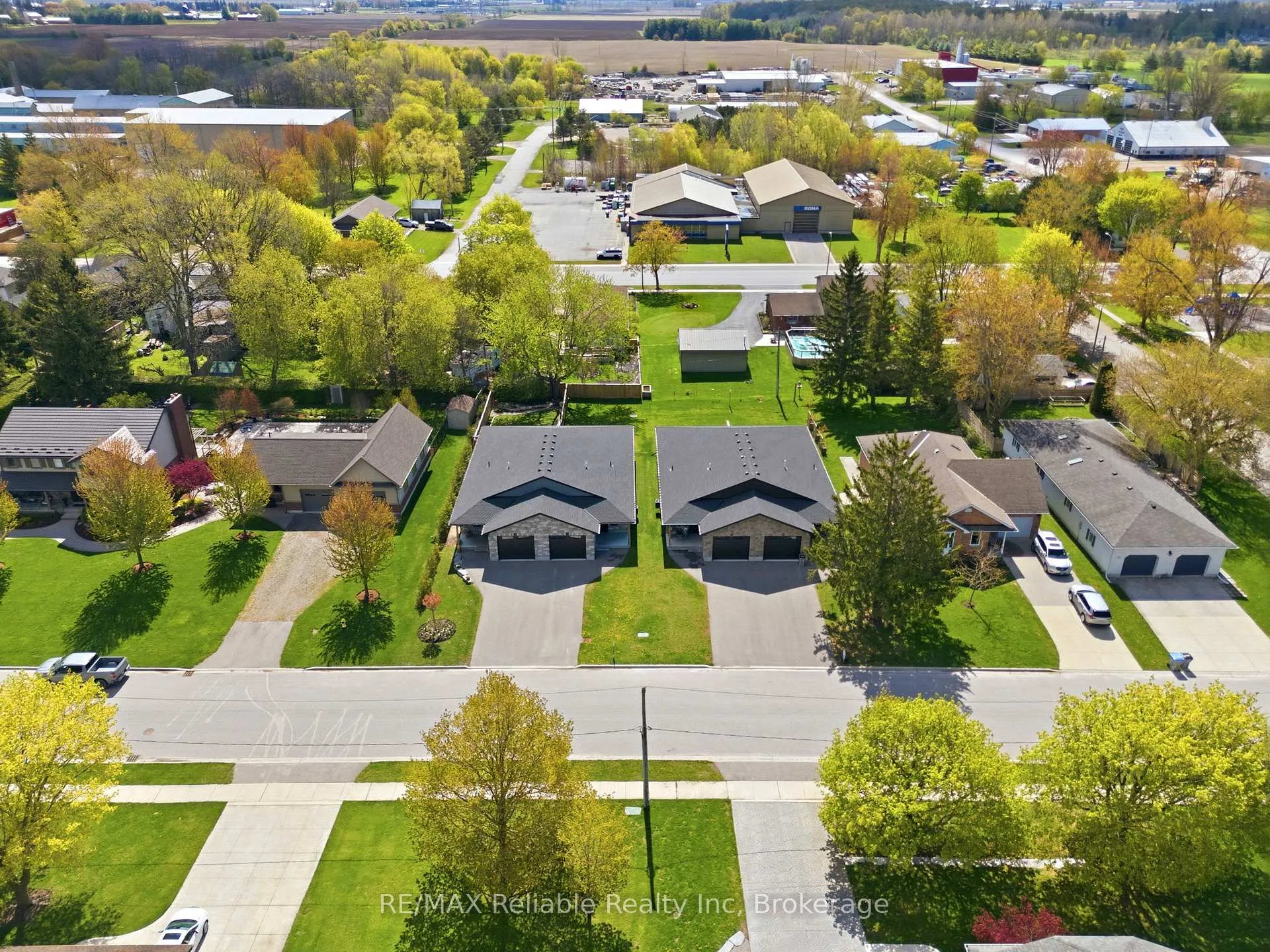 Photo 6 of 152 Sills Street, Huron East, Seaforth — HOMEH