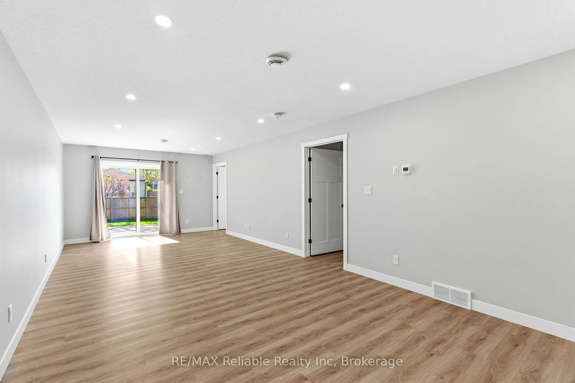 Photo 21 of 152 Sills Street, Huron East, Seaforth — HOMEH