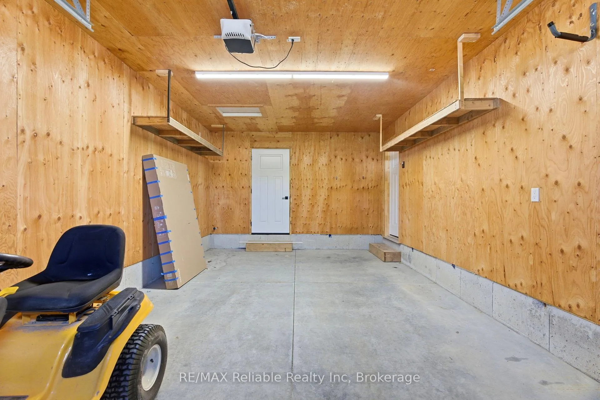 Photo 34 of 152 Sills Street, Huron East, Seaforth — HOMEH
