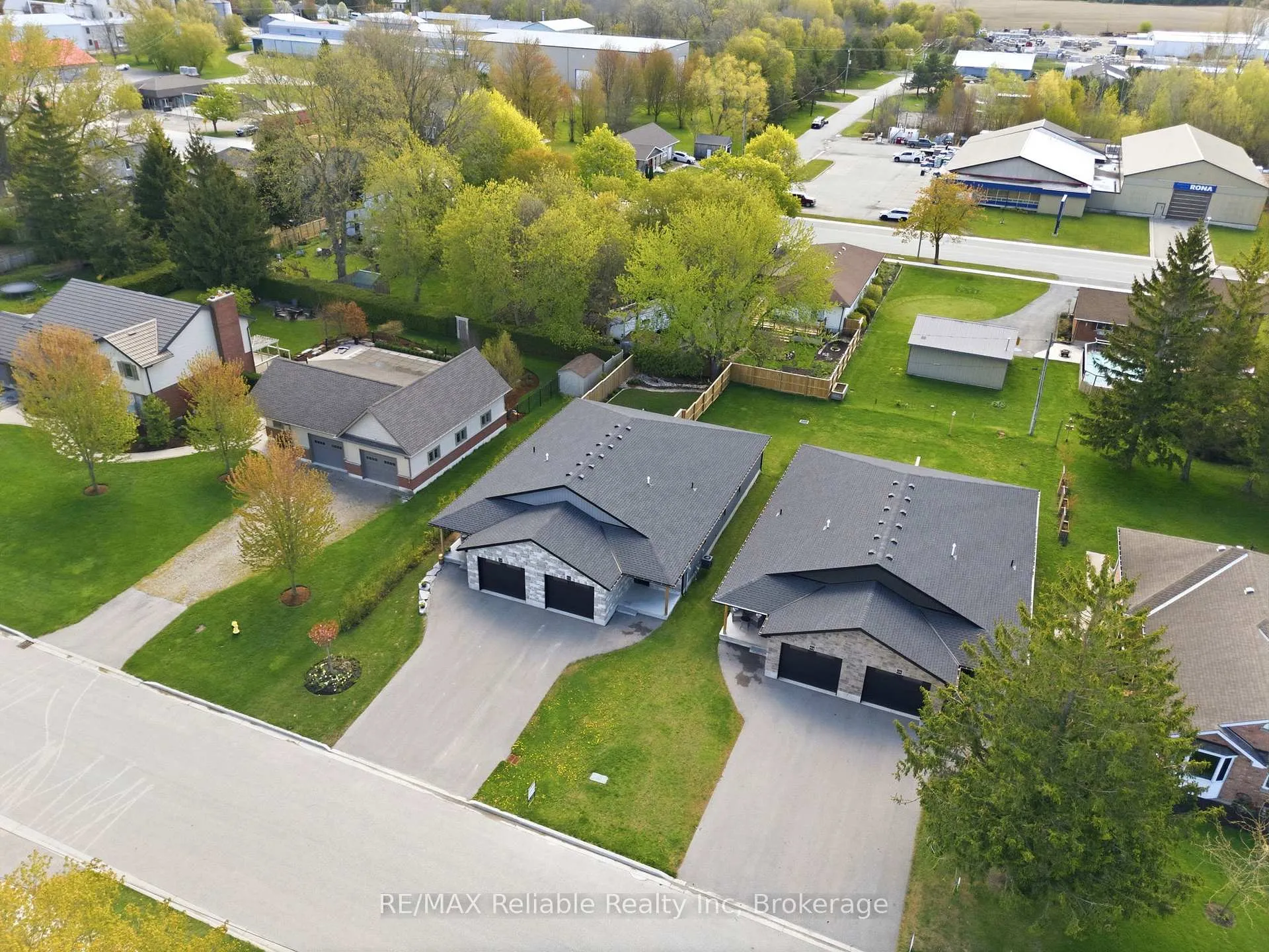 Photo 42 of 152 Sills Street, Huron East, Seaforth — HOMEH