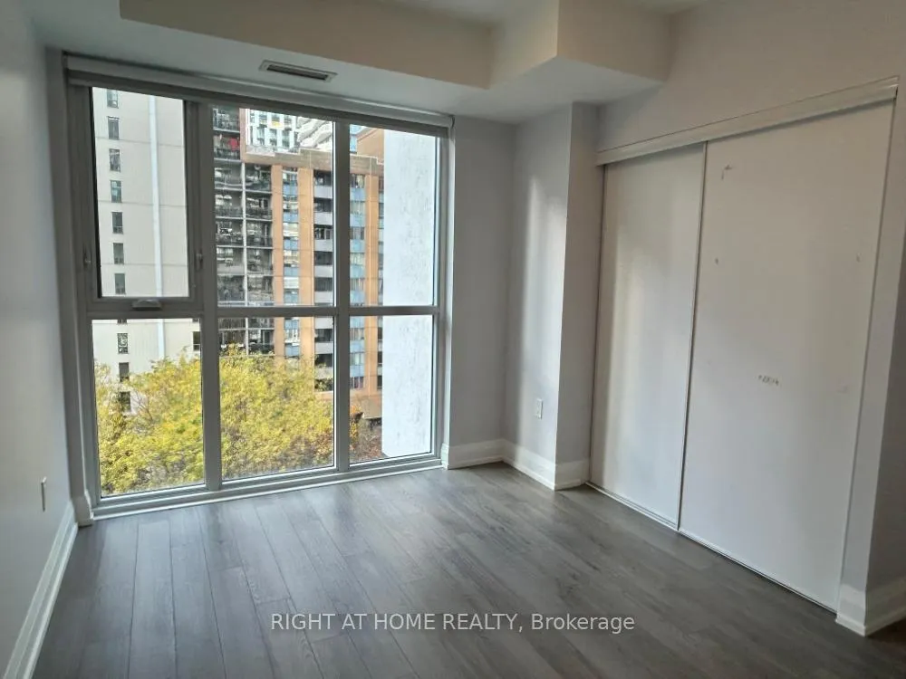 Photo 9 of Unit 605, 77 Mutual Street, Toronto, Church-Yonge Corridor — HOMEH