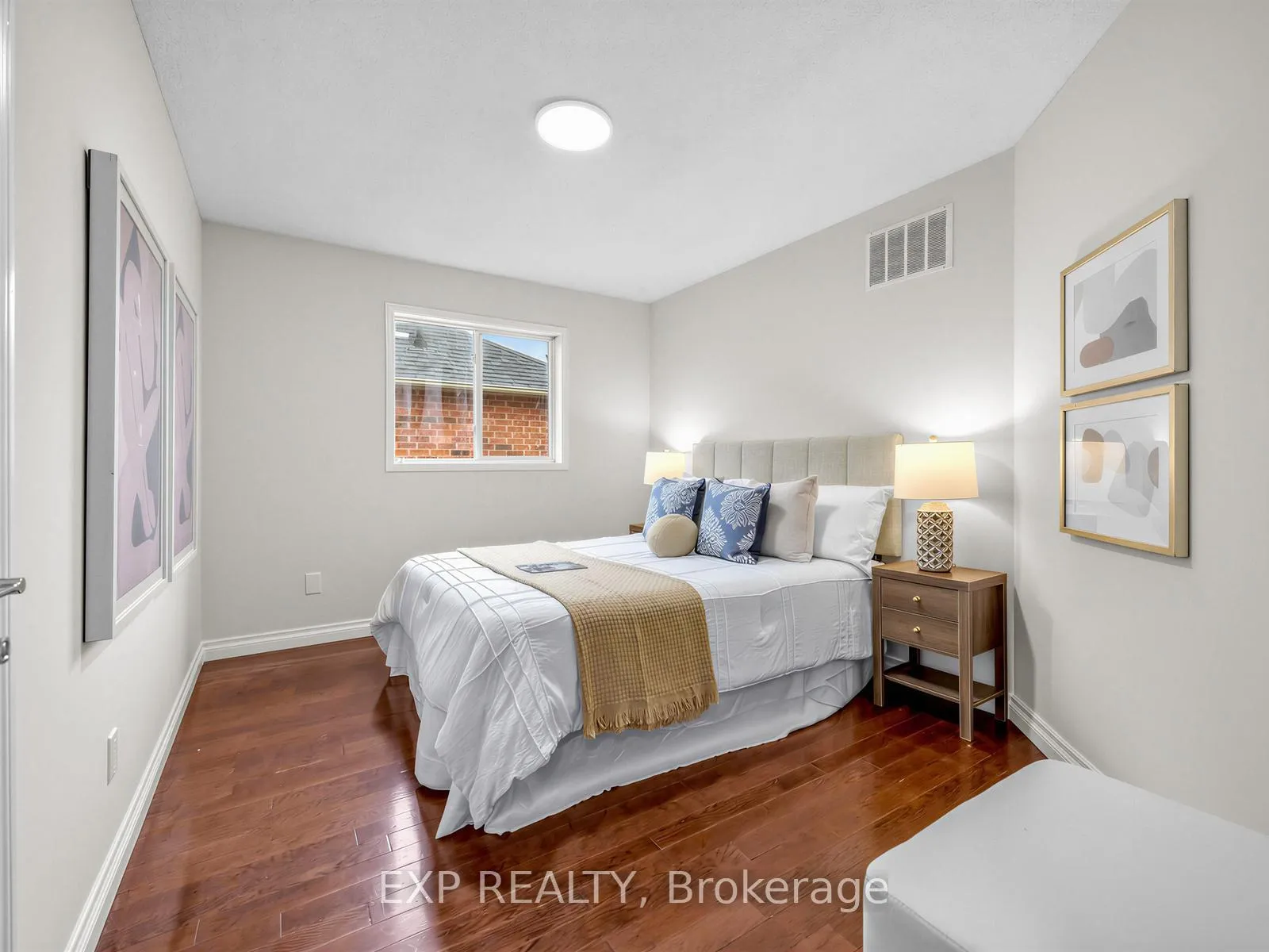 Photo 25 of 5697 Condor Place, Mississauga, East Credit — HOMEH