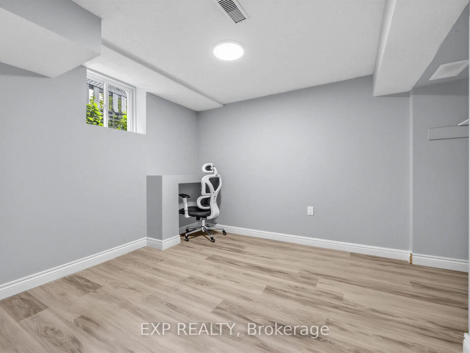Photo 34 of 5697 Condor Place, Mississauga, East Credit — HOMEH