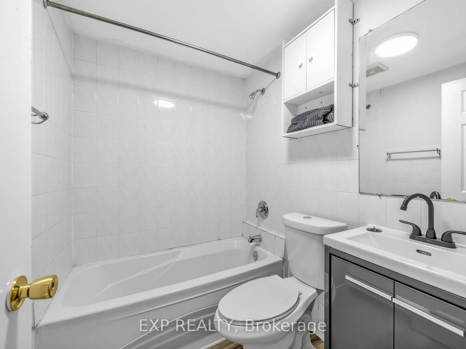 Photo 35 of 5697 Condor Place, Mississauga, East Credit — HOMEH