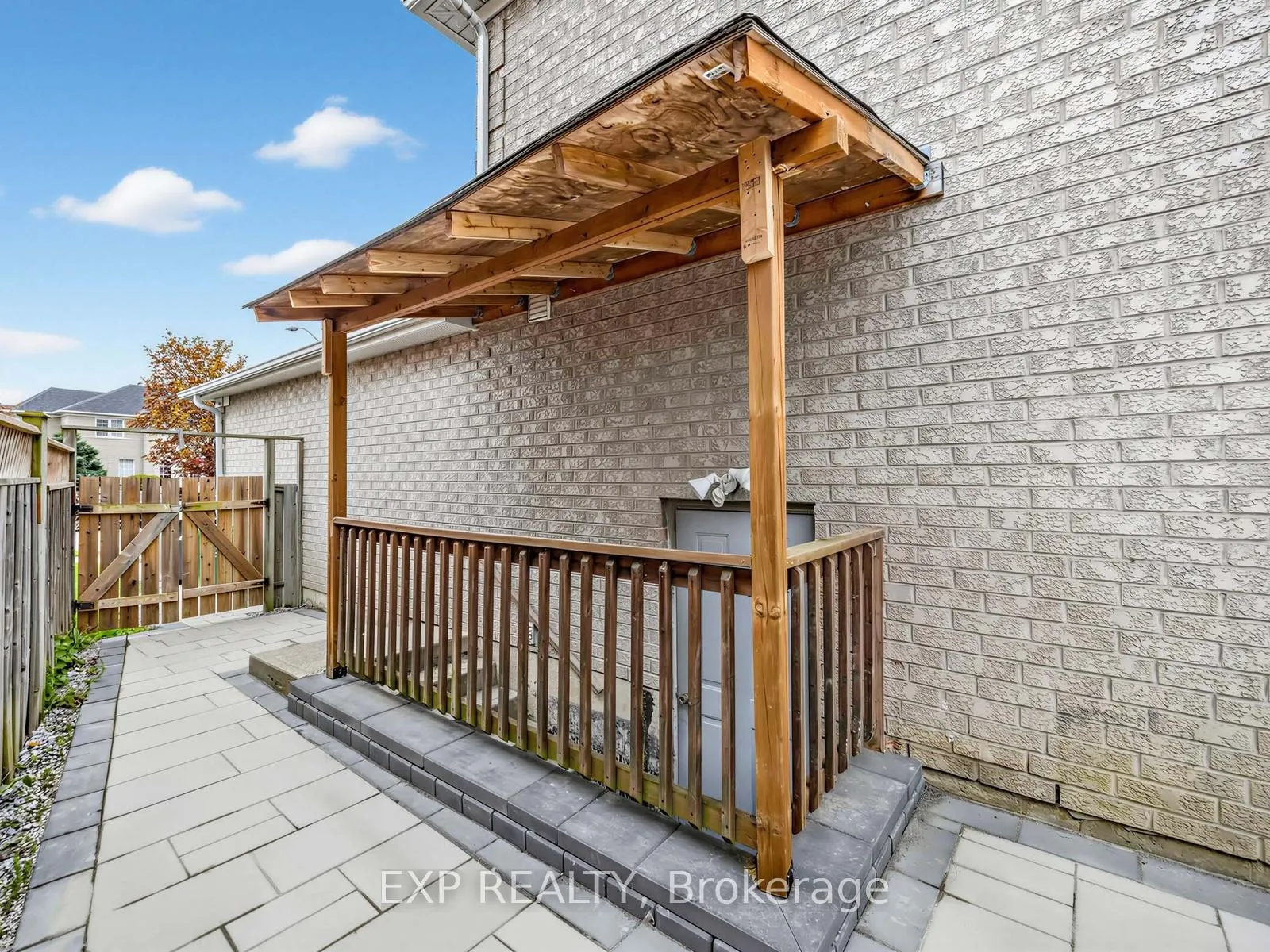 Photo 36 of 5697 Condor Place, Mississauga, East Credit — HOMEH