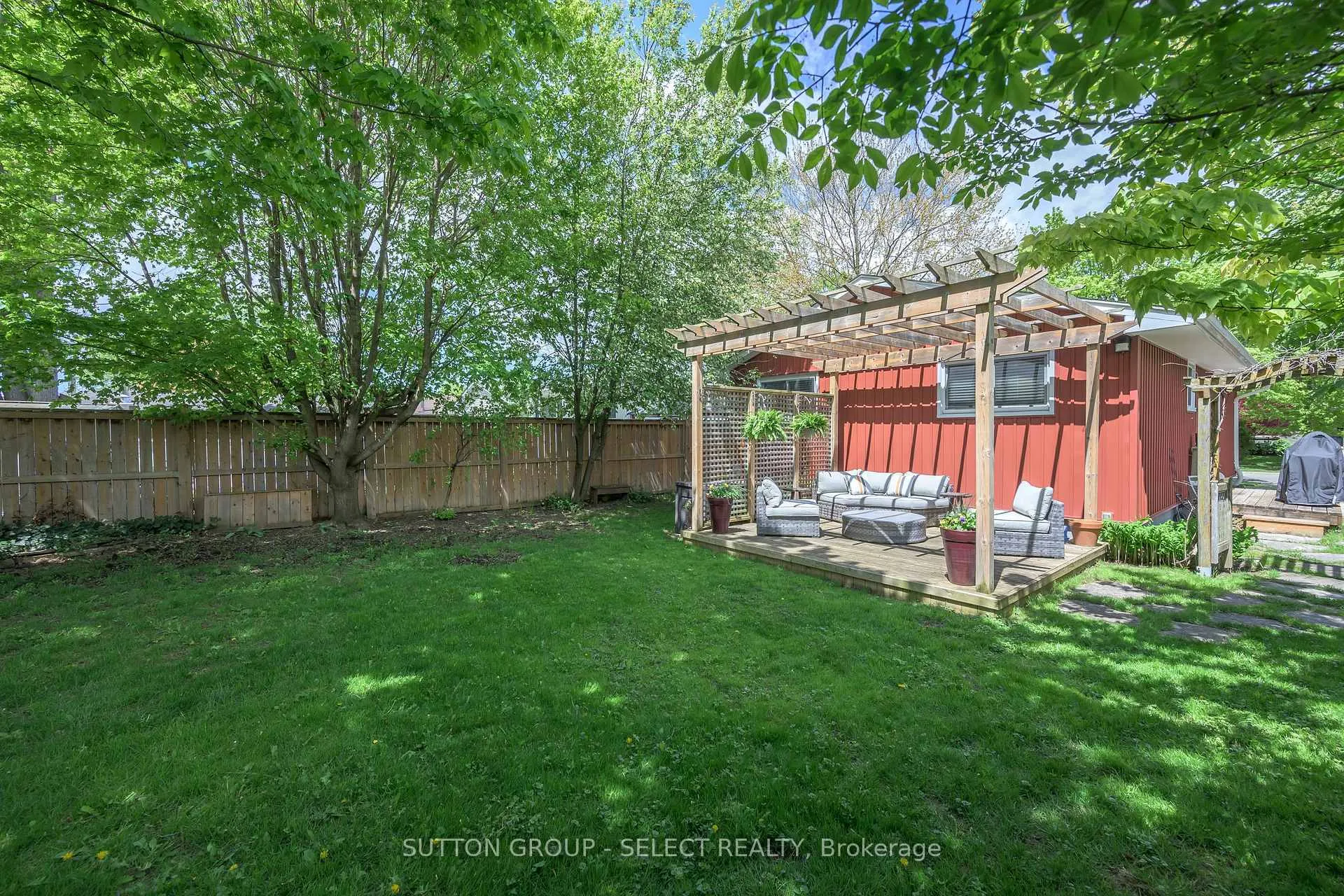 Photo 34 of 43 Stroud Crescent, London, South X — HOMEH