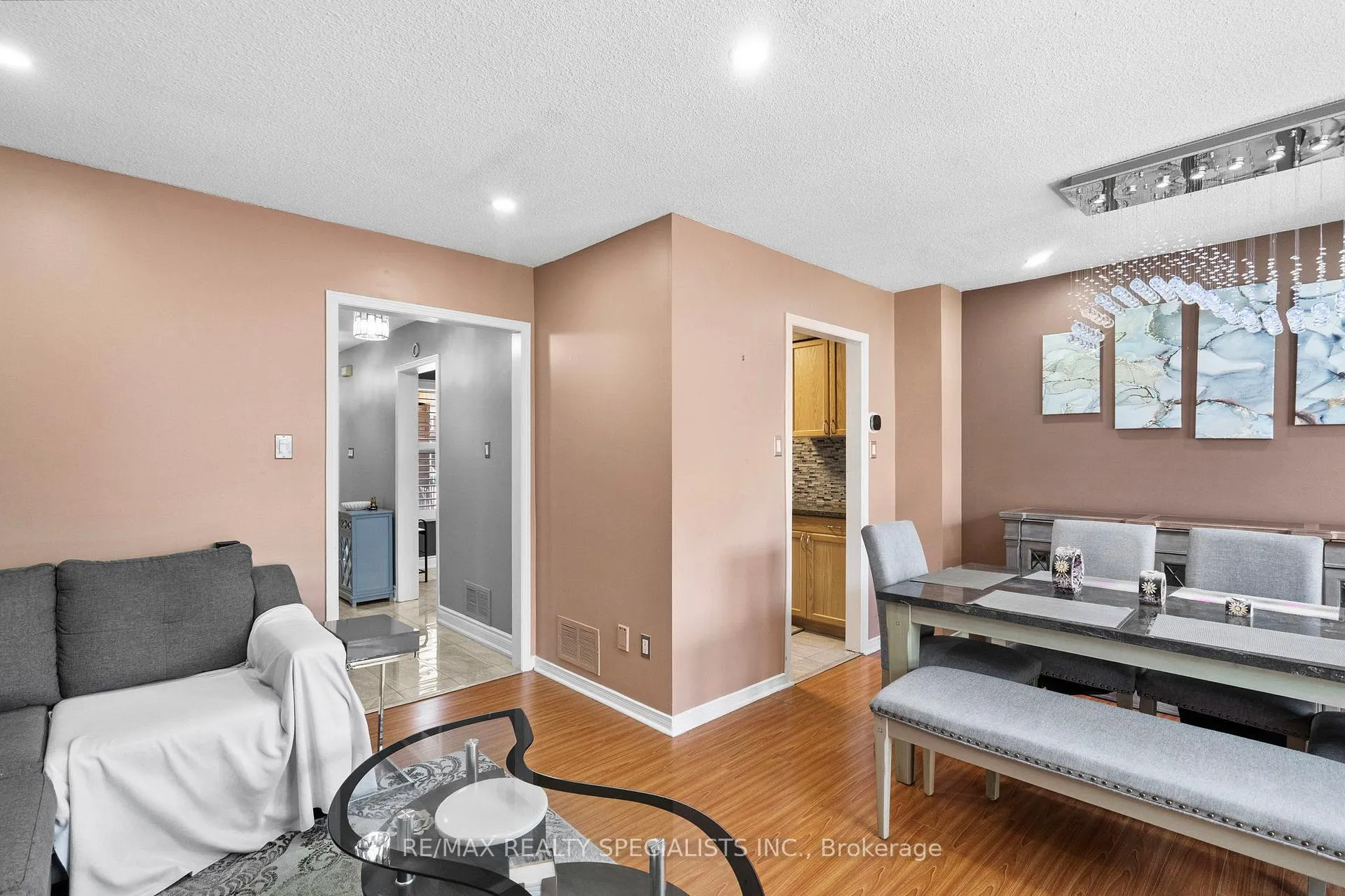 Photo 17 of 121 Tulip Drive, Brampton, Fletcher's Creek South — HOMEH
