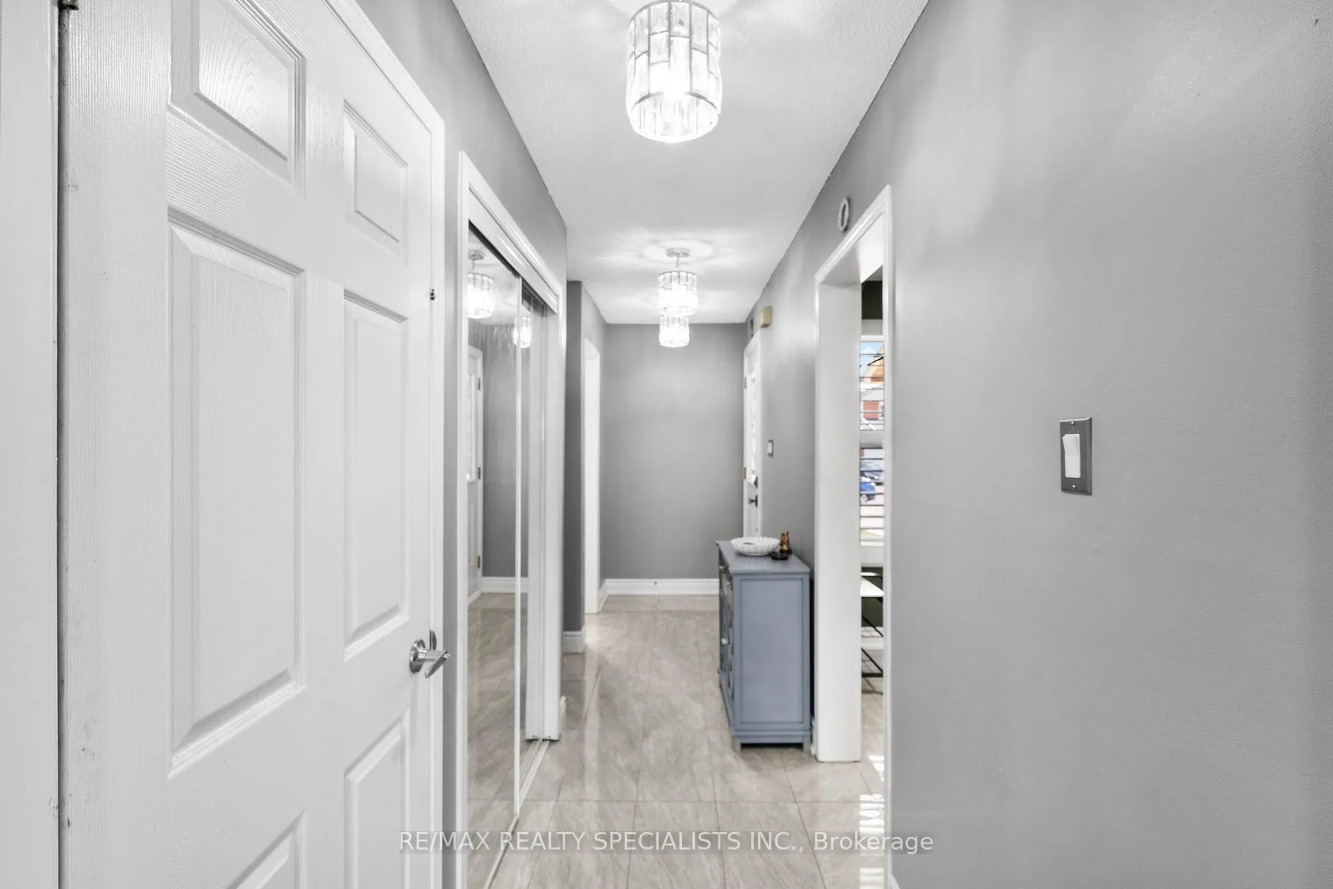 Photo 18 of 121 Tulip Drive, Brampton, Fletcher's Creek South — HOMEH