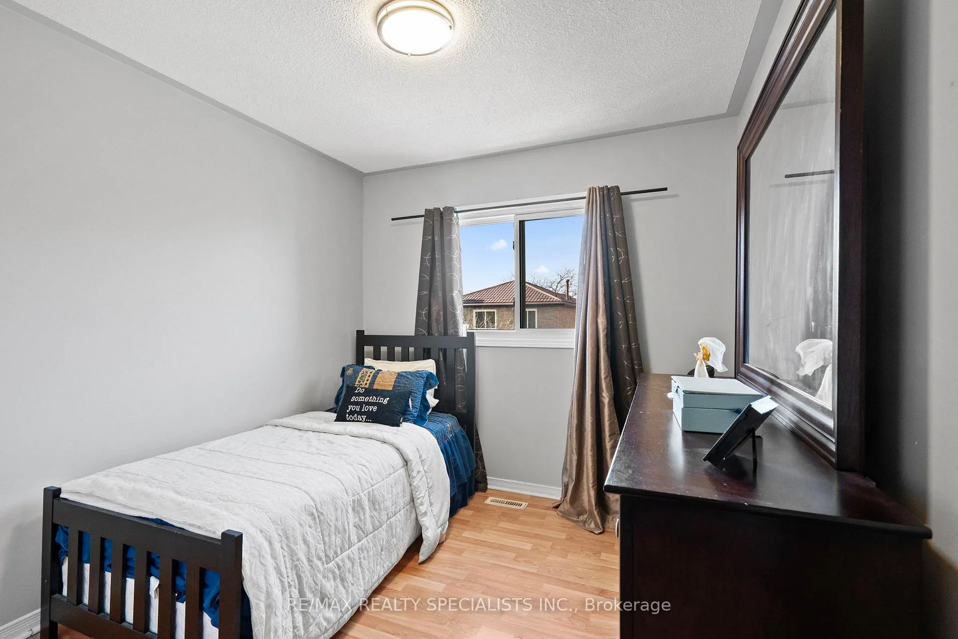 Photo 23 of 121 Tulip Drive, Brampton, Fletcher's Creek South — HOMEH