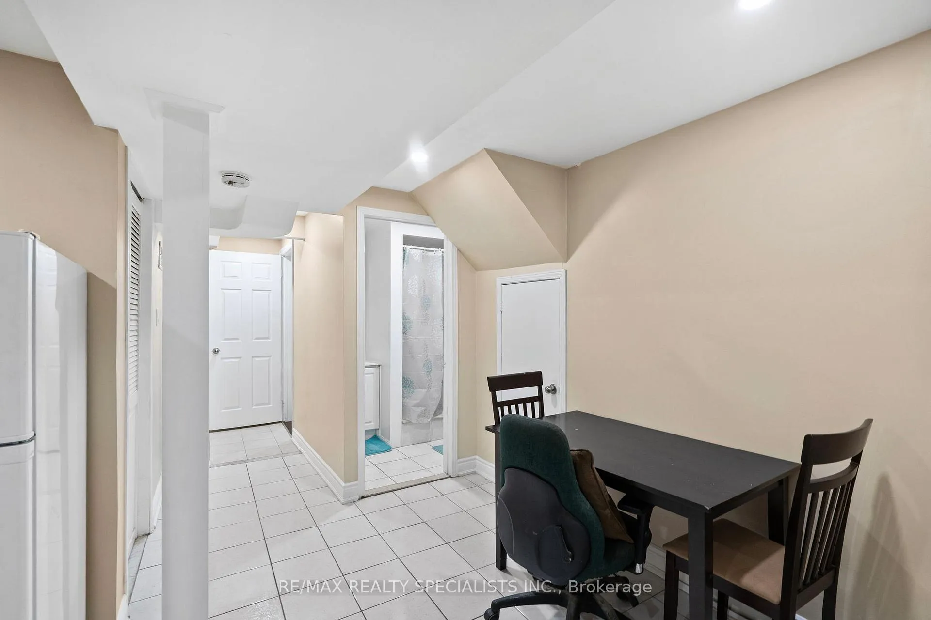 Photo 36 of 121 Tulip Drive, Brampton, Fletcher's Creek South — HOMEH
