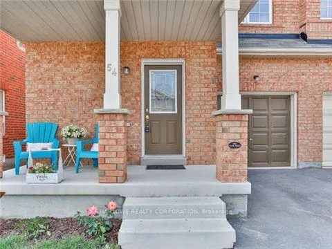 Front of Unit Bsmt, 54 Travis Crescent