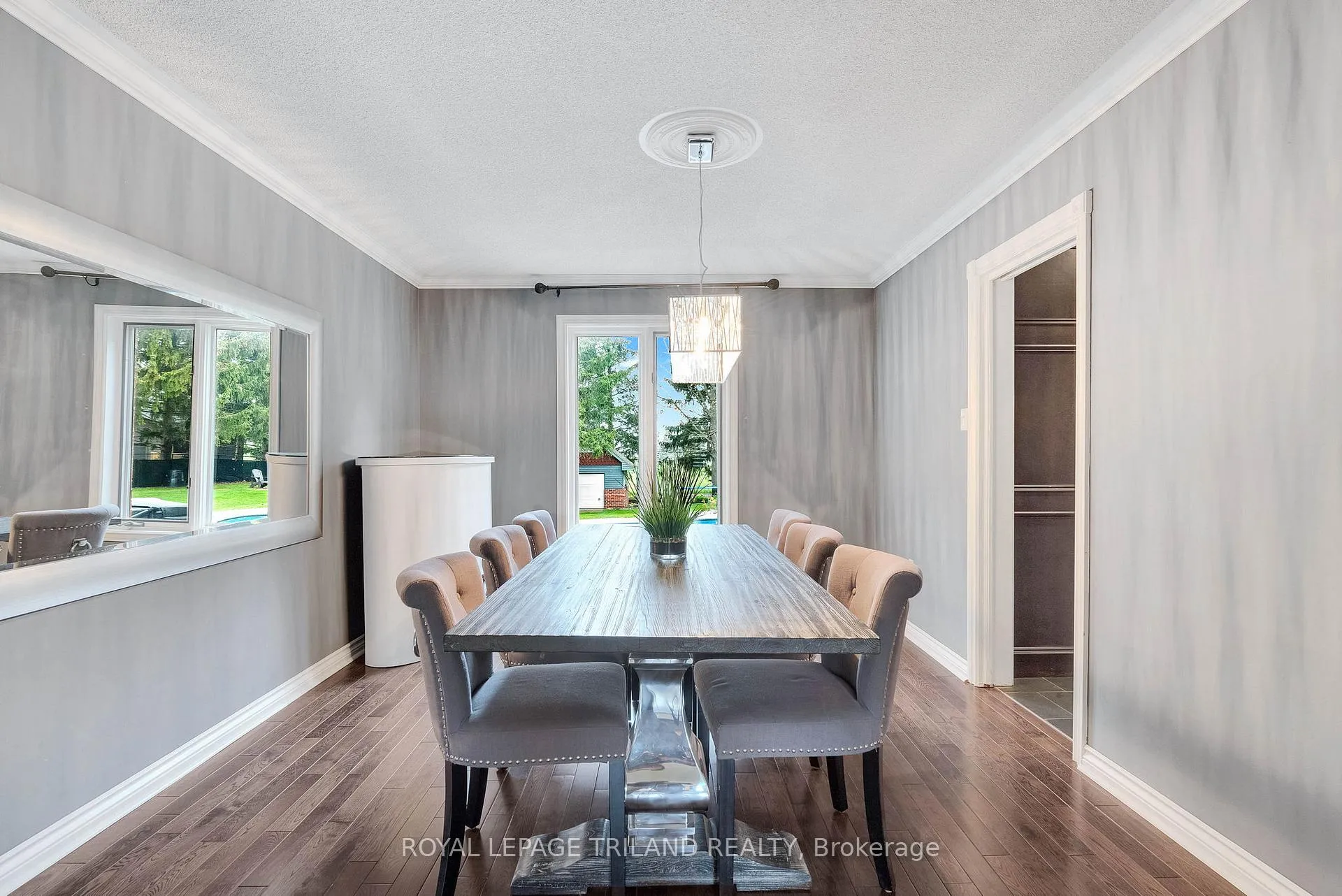Photo 12 of 148 Salisbury Drive, Middlesex Centre, Birr — HOMEH