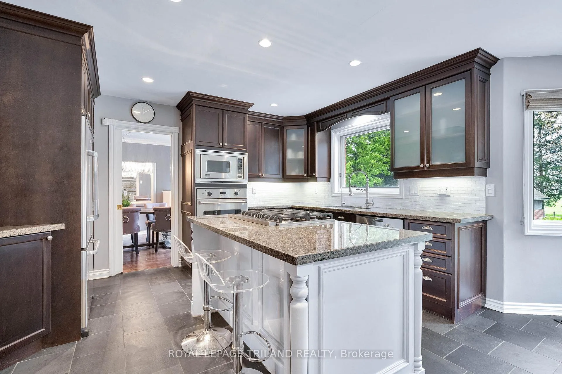 Photo 14 of 148 Salisbury Drive, Middlesex Centre, Birr — HOMEH