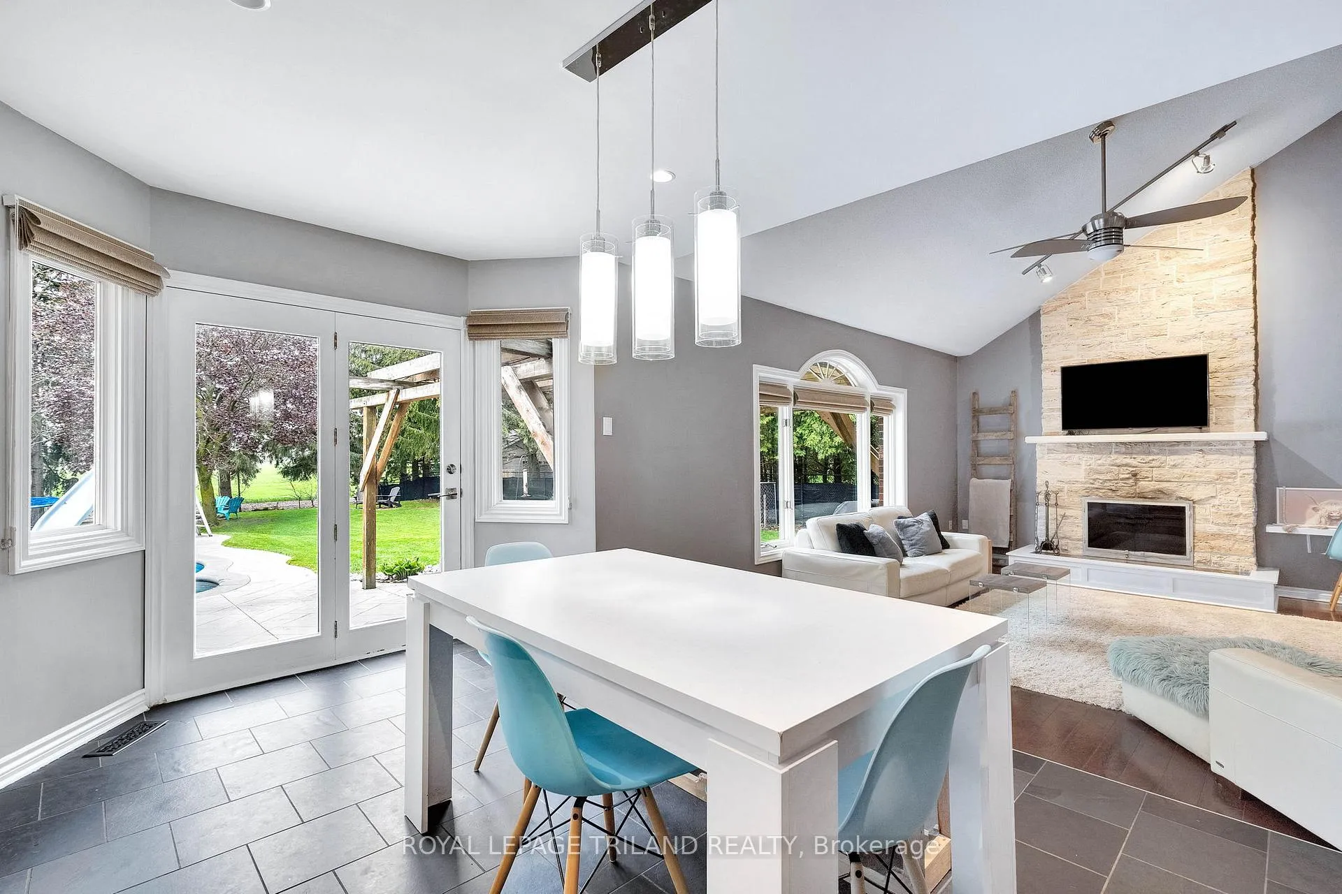 Photo 17 of 148 Salisbury Drive, Middlesex Centre, Birr — HOMEH