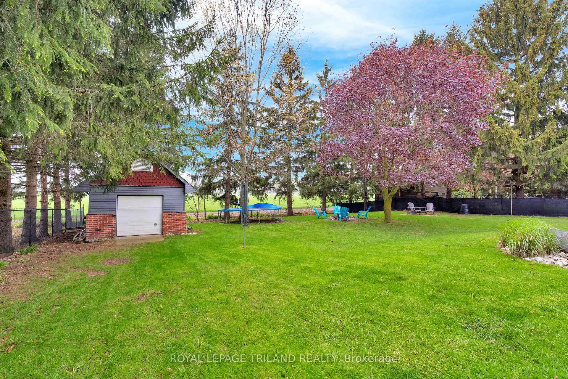 Photo 47 of 148 Salisbury Drive, Middlesex Centre, Birr — HOMEH