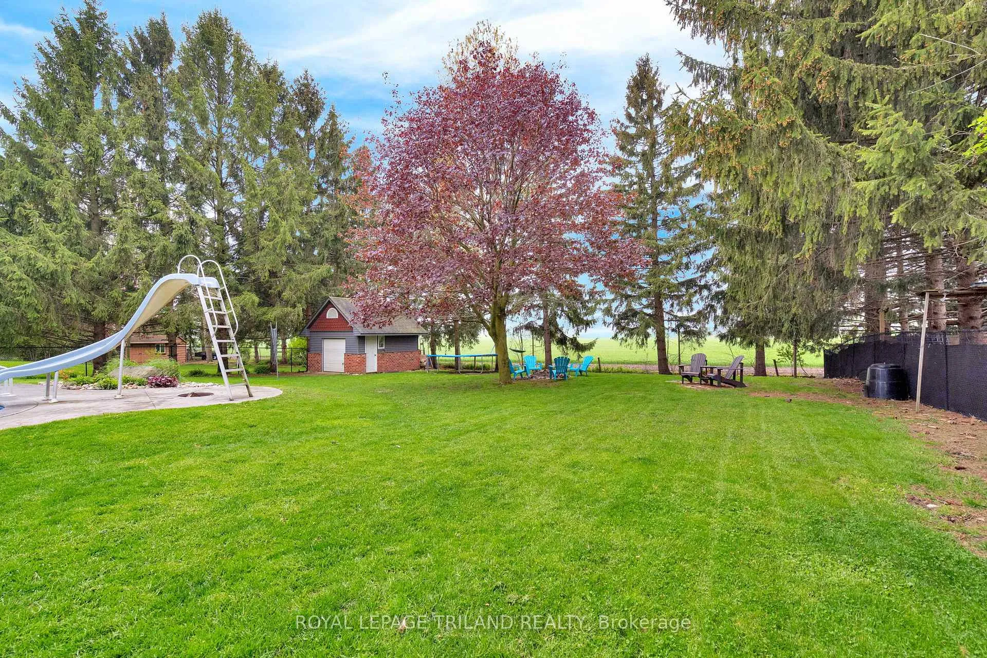 Photo 48 of 148 Salisbury Drive, Middlesex Centre, Birr — HOMEH