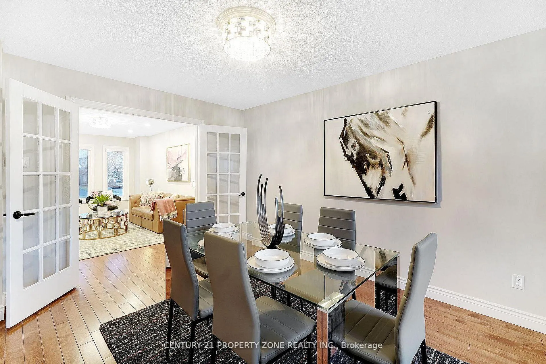 Photo 8 of 4 Garbutt Crescent, Brampton, Northwood Park — HOMEH