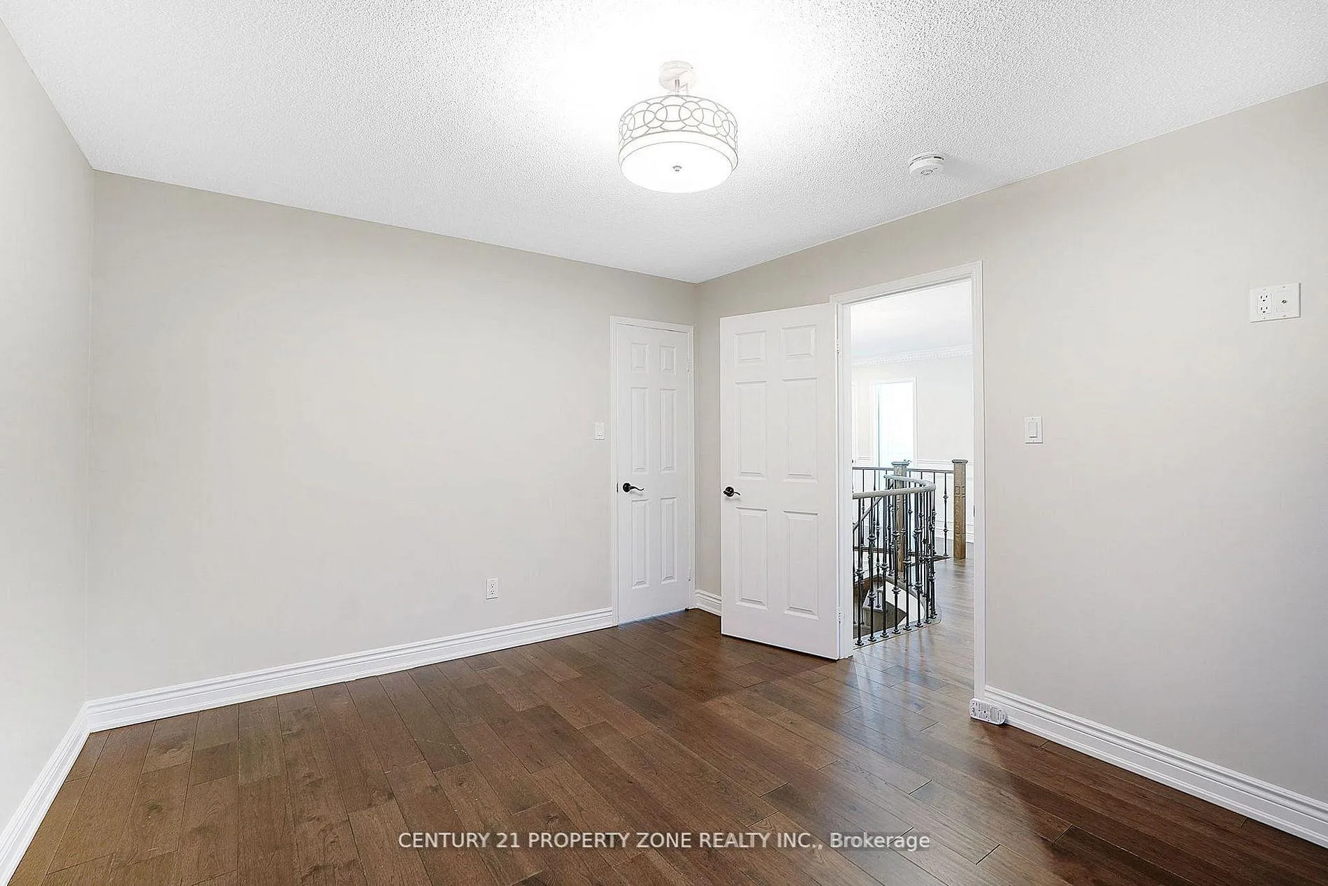 Photo 26 of 4 Garbutt Crescent, Brampton, Northwood Park — HOMEH