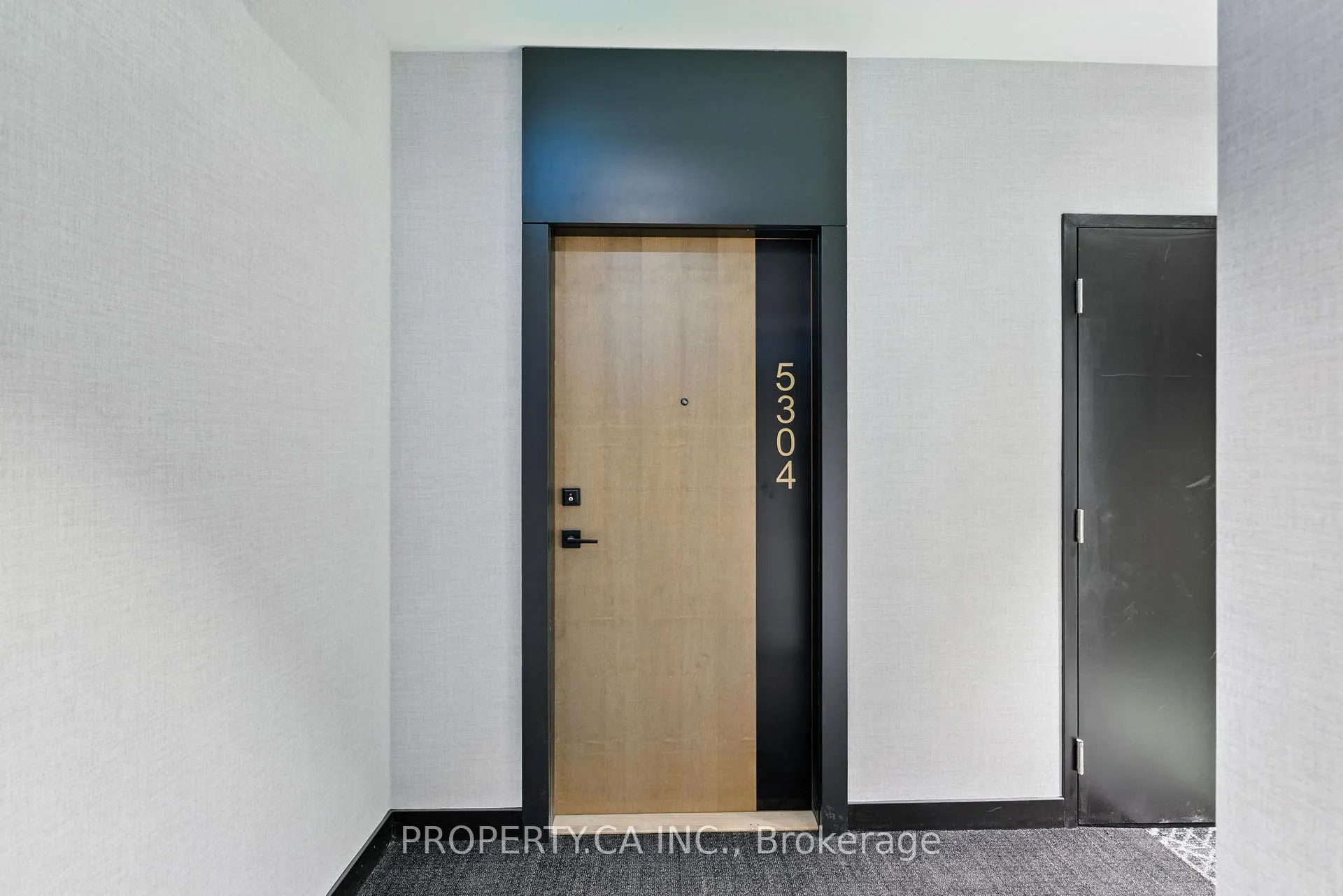Photo 4 of Unit 5304, 2920 Highway 7, Vaughan, Concord — HOMEH