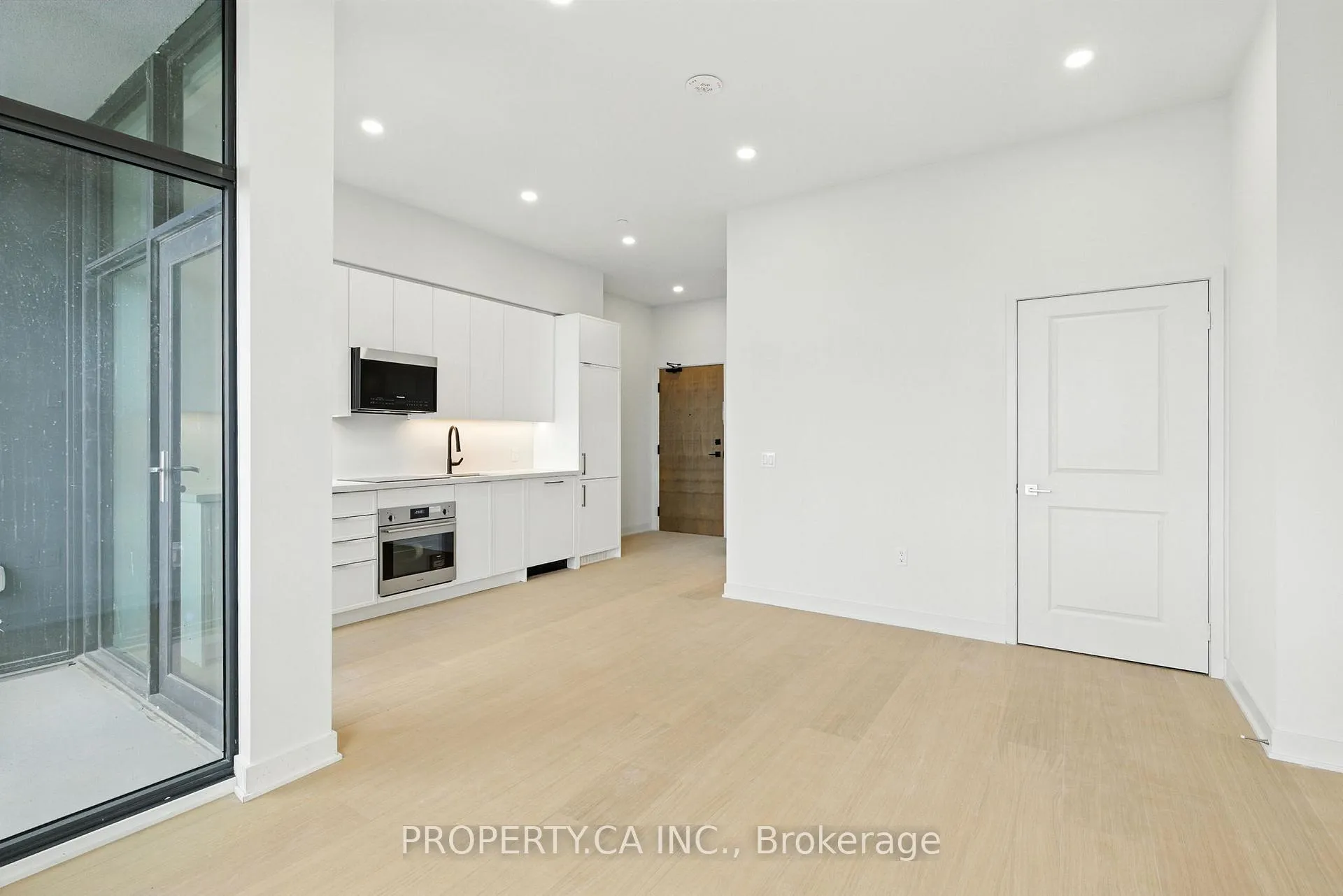 Photo 9 of Unit 5304, 2920 Highway 7, Vaughan, Concord — HOMEH