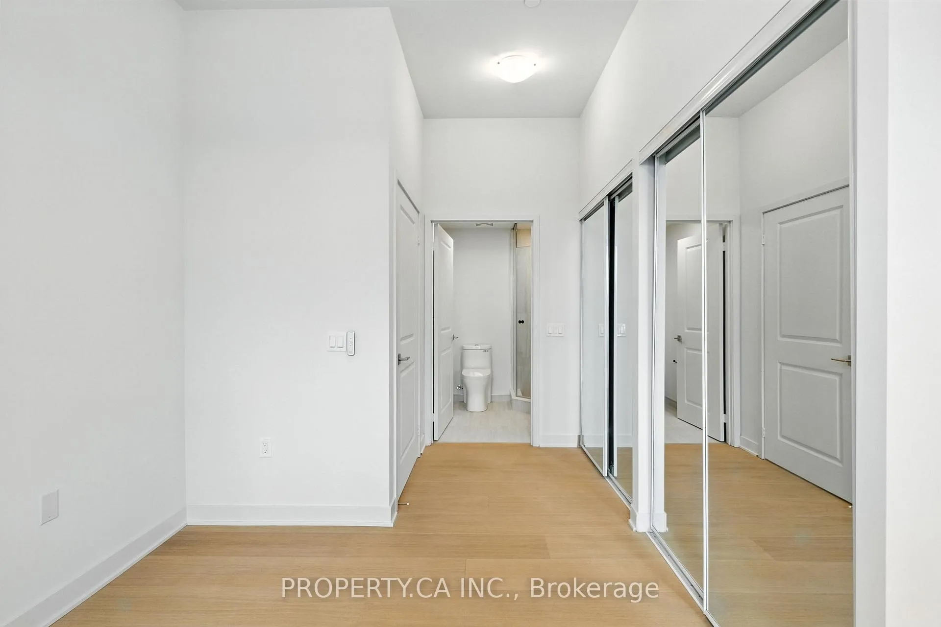 Photo 12 of Unit 5304, 2920 Highway 7, Vaughan, Concord — HOMEH
