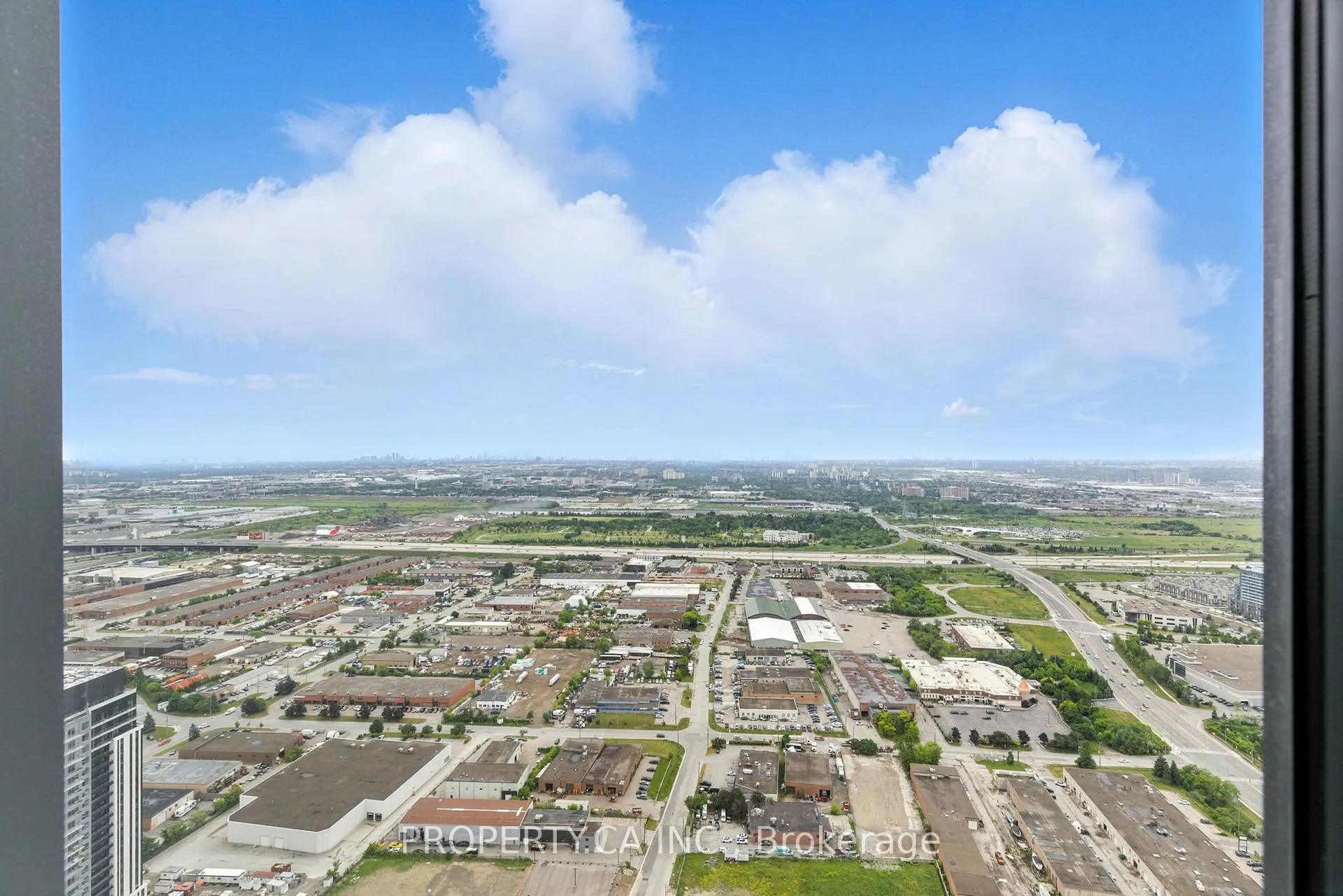 Photo 22 of Unit 5304, 2920 Highway 7, Vaughan, Concord — HOMEH