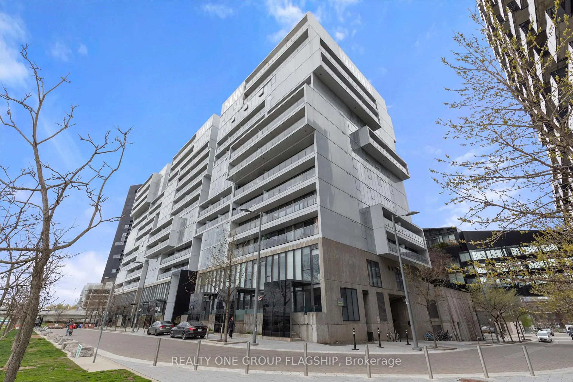 Photo 1 of Unit 409, 32 Trolley Crescent, Toronto, Moss Park — HOMEH