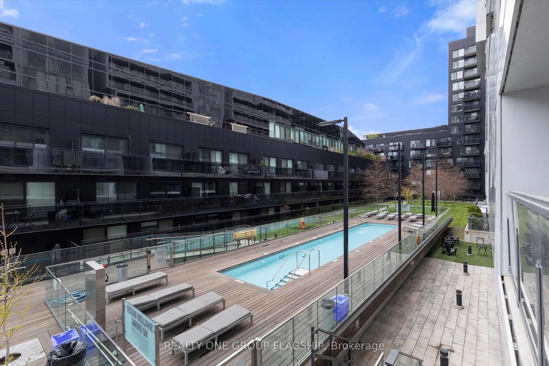 Photo 18 of Unit 409, 32 Trolley Crescent, Toronto, Moss Park — HOMEH