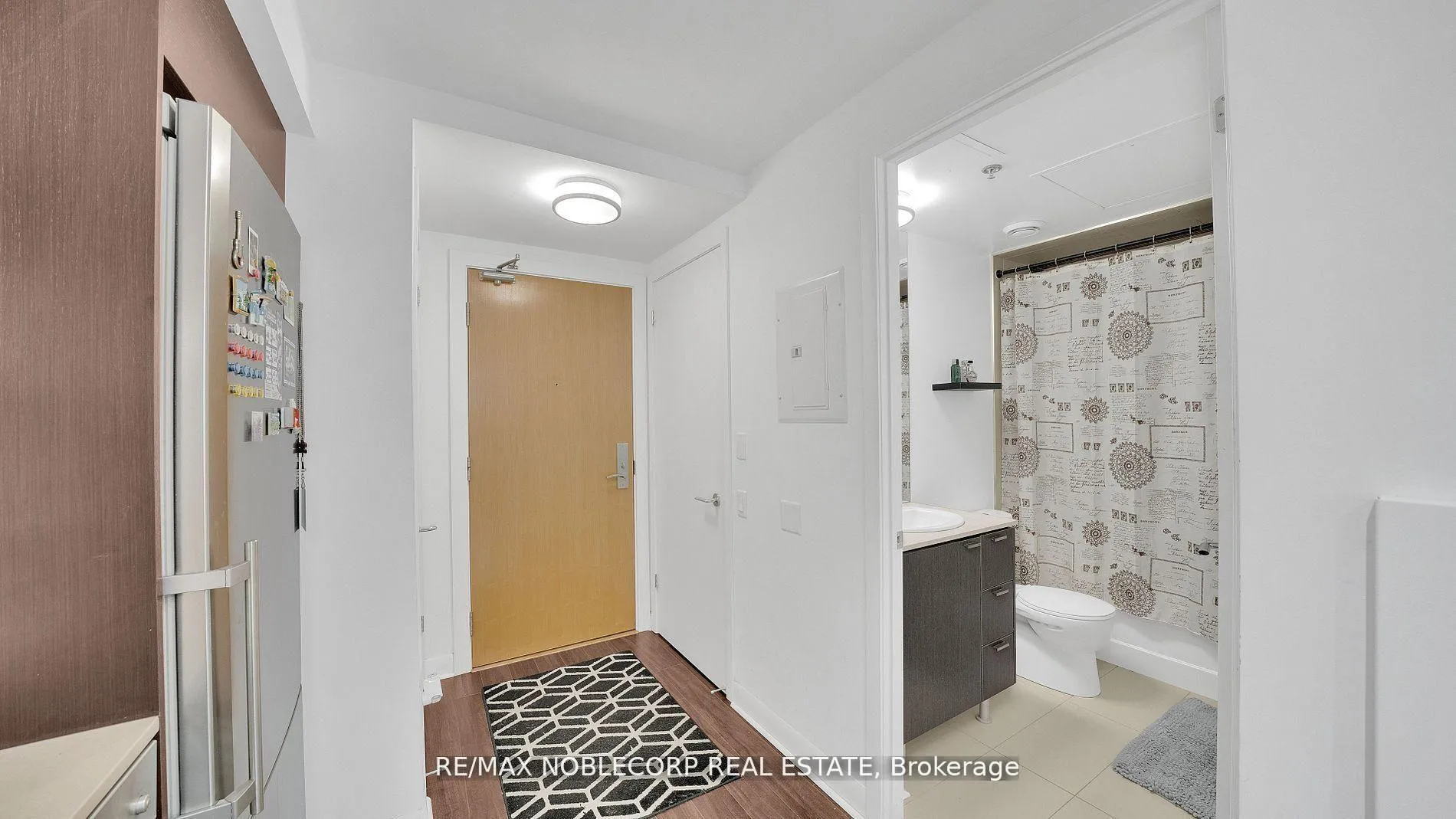 Photo 2 of Unit 810, 375 King Street W, Toronto, Waterfront Communities — HOMEH