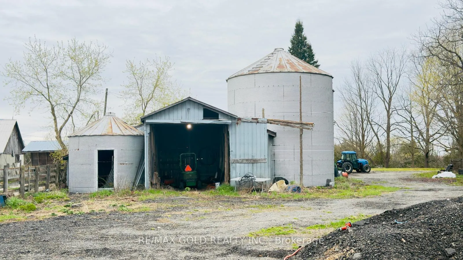 Photo 3 of 4476 Beech Grove Side Road, Caledon, Rural Caledon — HOMEH