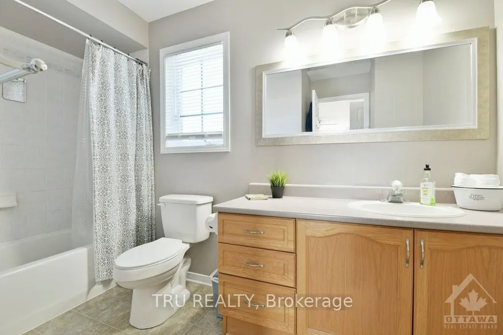 Photo 14 of 9 Whalings Circle, Ottawa, Stittsville (Central) — HOMEH