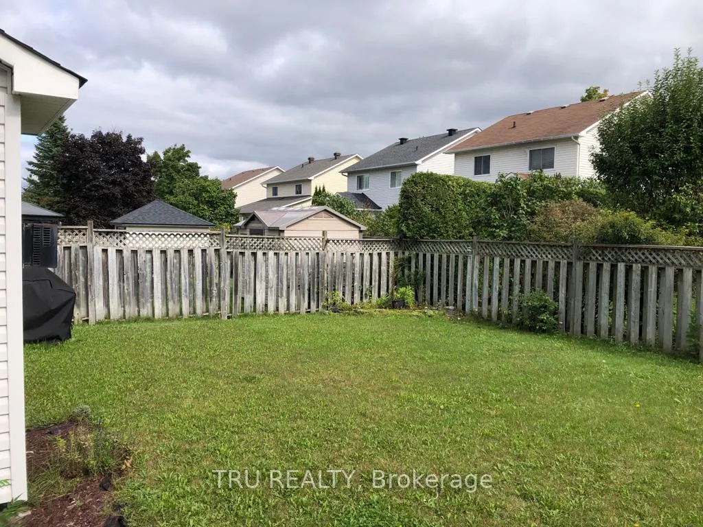 Photo 19 of 9 Whalings Circle, Ottawa, Stittsville (Central) — HOMEH