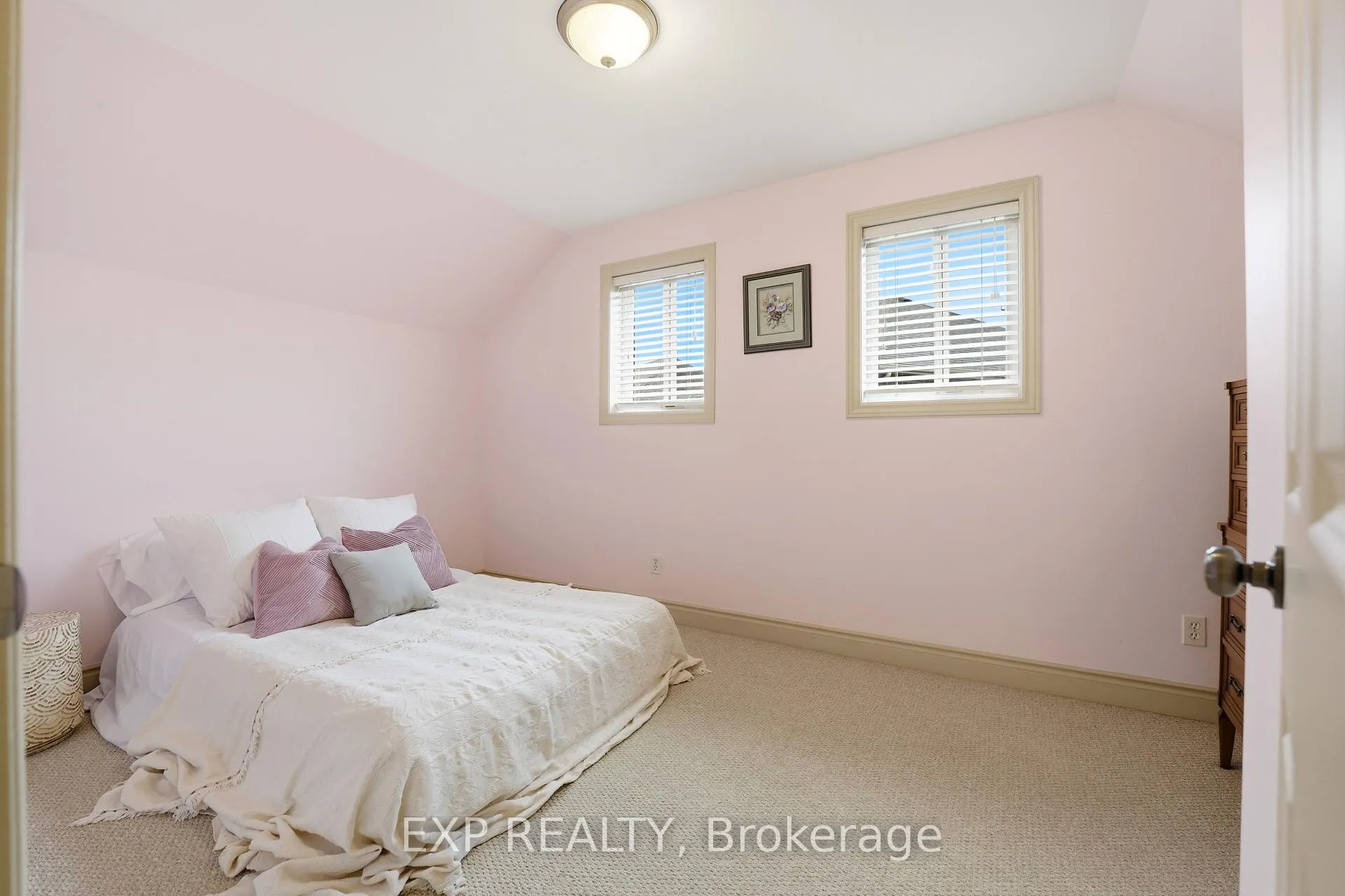 Photo 25 of 16 Amber Place, Belleville, Belleville Ward — HOMEH