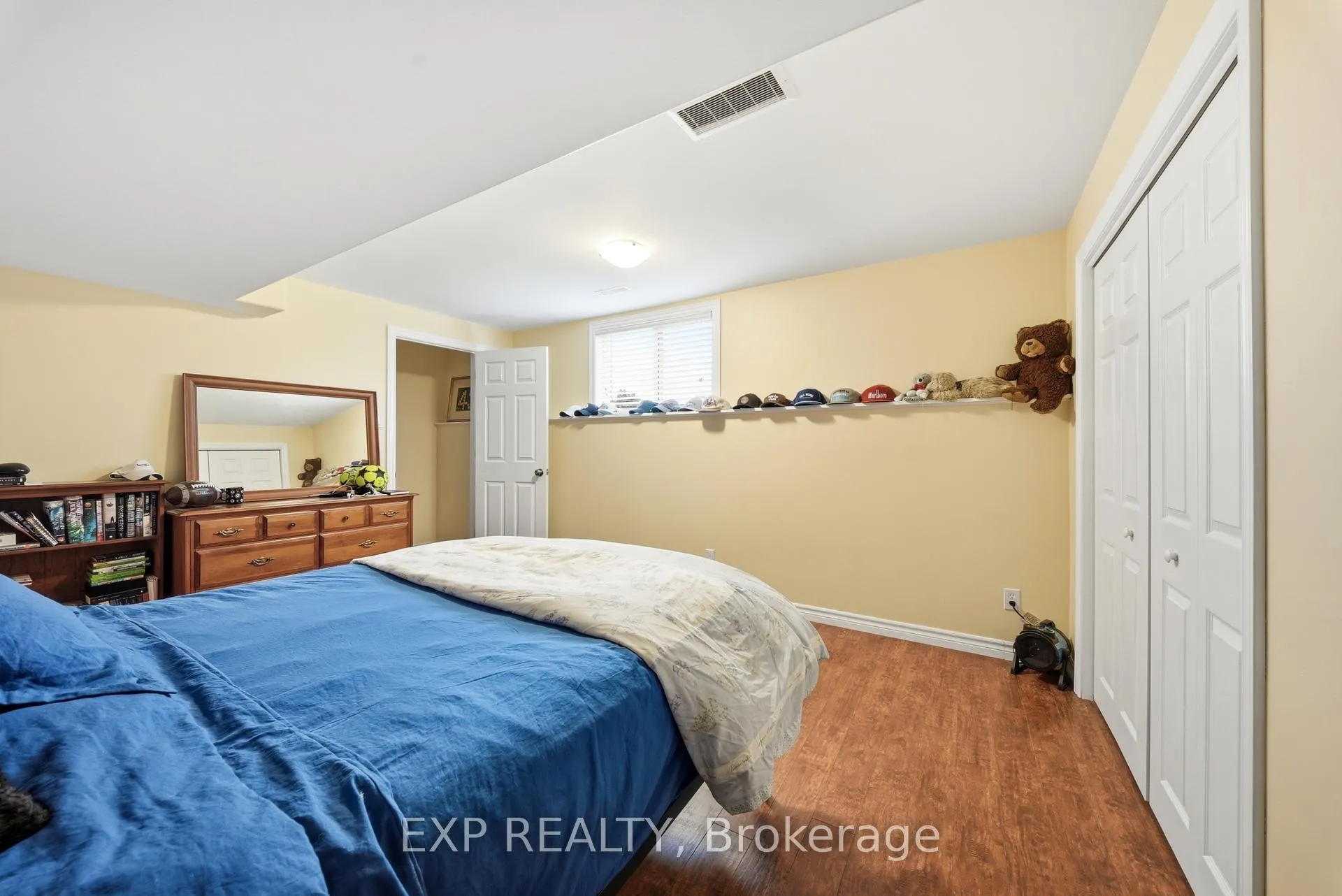Photo 33 of 16 Amber Place, Belleville, Belleville Ward — HOMEH