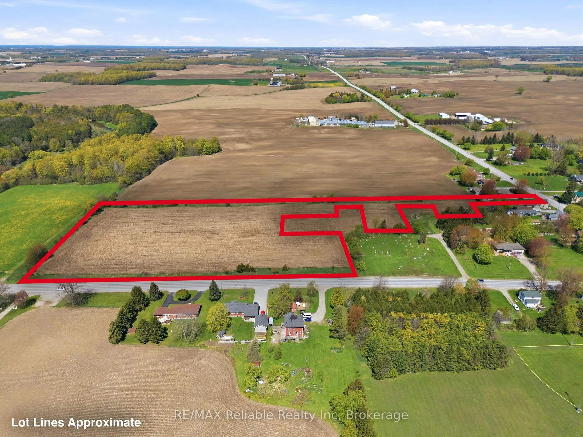 Photo 7 of 341 King's Road, Central Huron, Hullett — HOMEH