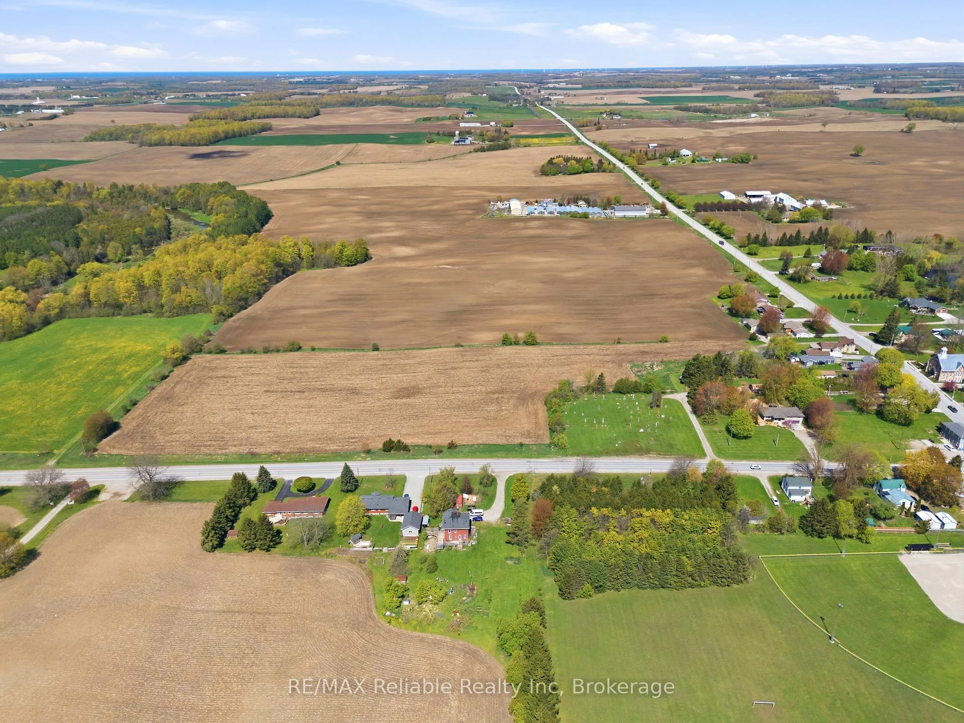 Photo 16 of 341 King's Road, Central Huron, Hullett — HOMEH