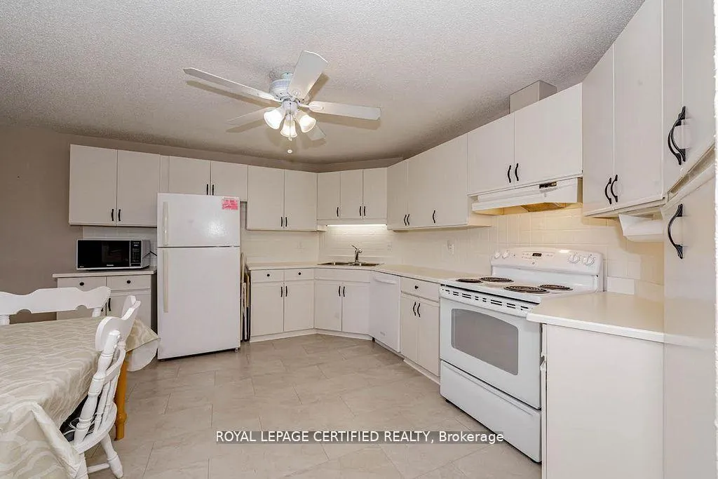Photo 7 of Unit 505, 24 Marilyn Drive, Guelph, Riverside Park — HOMEH