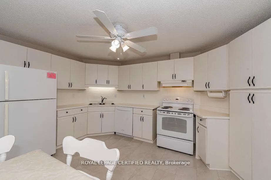 Photo 12 of Unit 505, 24 Marilyn Drive, Guelph, Riverside Park — HOMEH