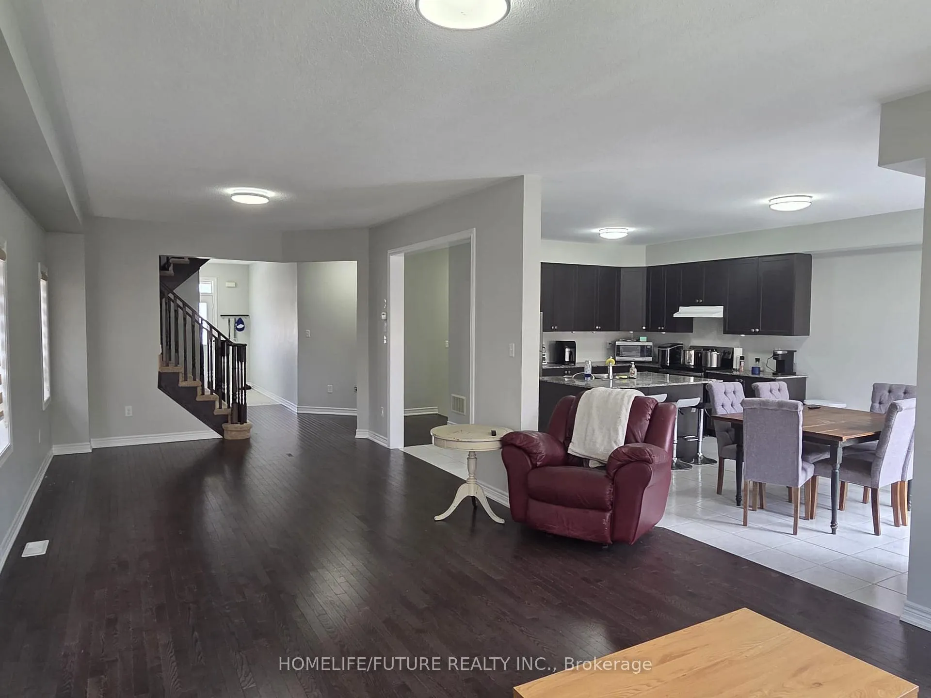 Photo 9 of 44 Bruce Cameron Drive, Clarington, Bowmanville — HOMEH
