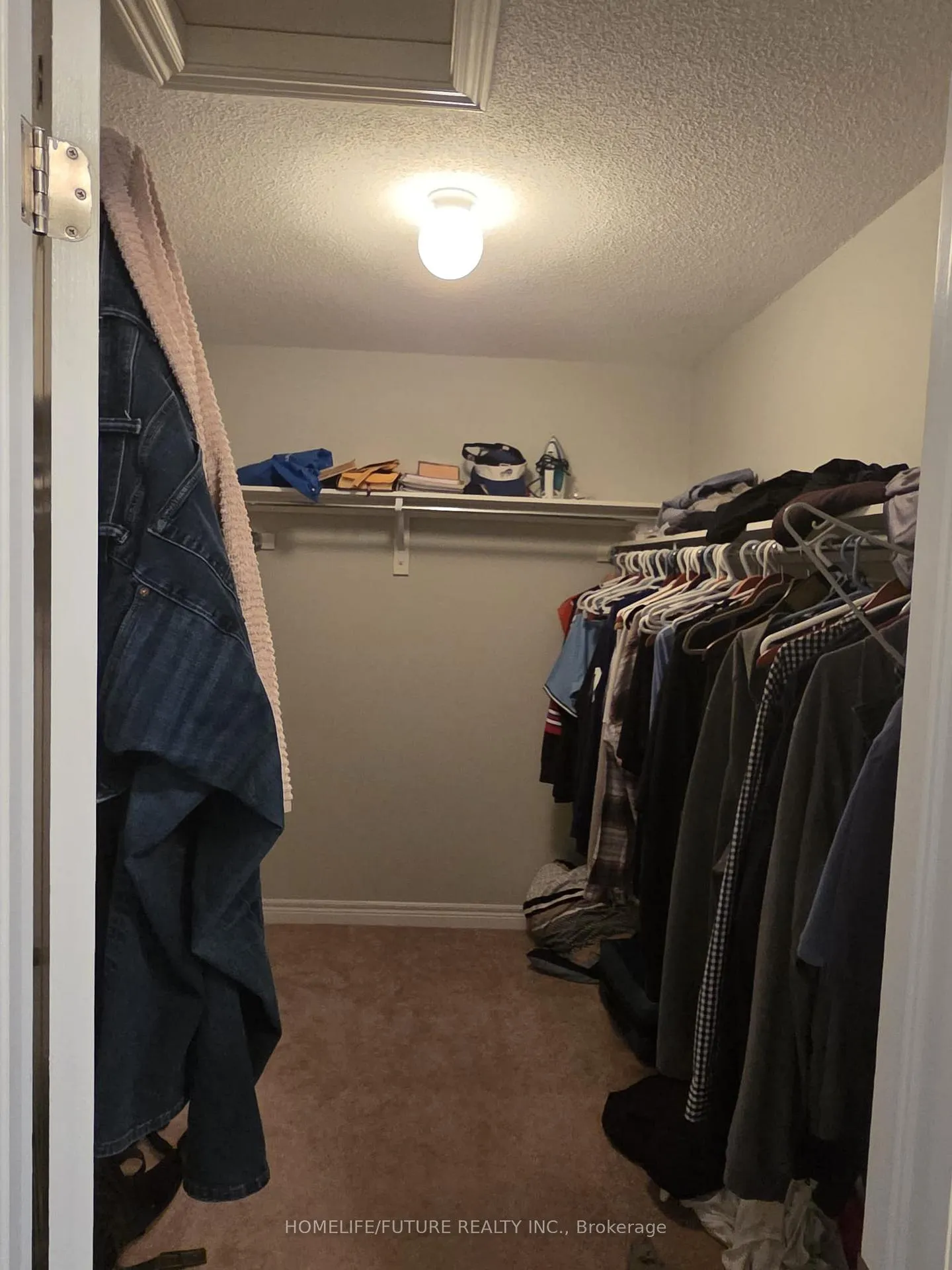 Photo 24 of 44 Bruce Cameron Drive, Clarington, Bowmanville — HOMEH