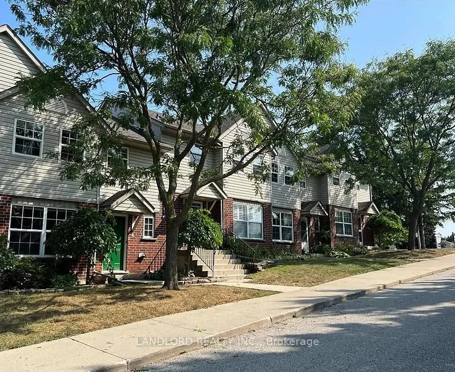 Photo 7 of Unit 3, 26 Poplar Drive, Cambridge — HOMEH