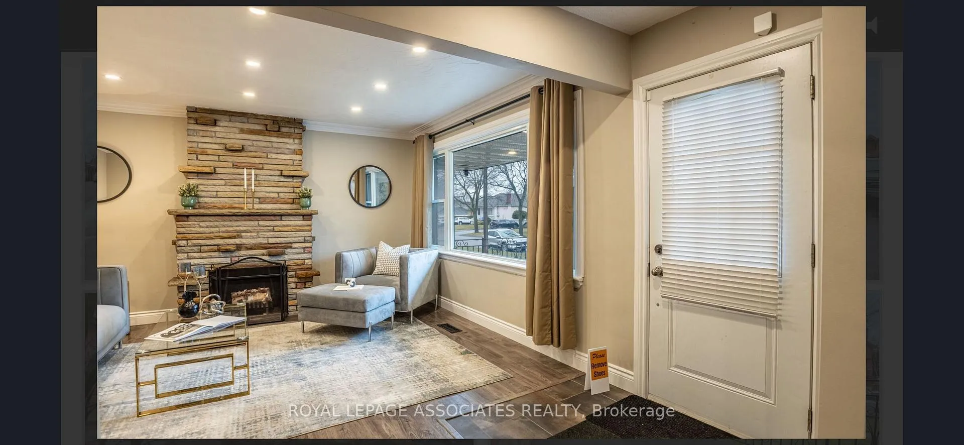 Photo 5 of Unit Main, 203 Cromwell Avenue, Oshawa, Vanier — HOMEH