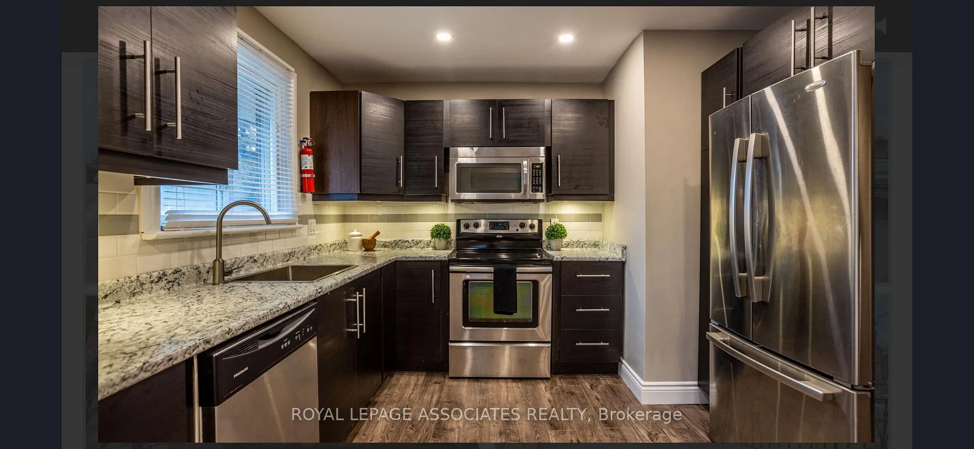 Photo 11 of Unit Main, 203 Cromwell Avenue, Oshawa, Vanier — HOMEH