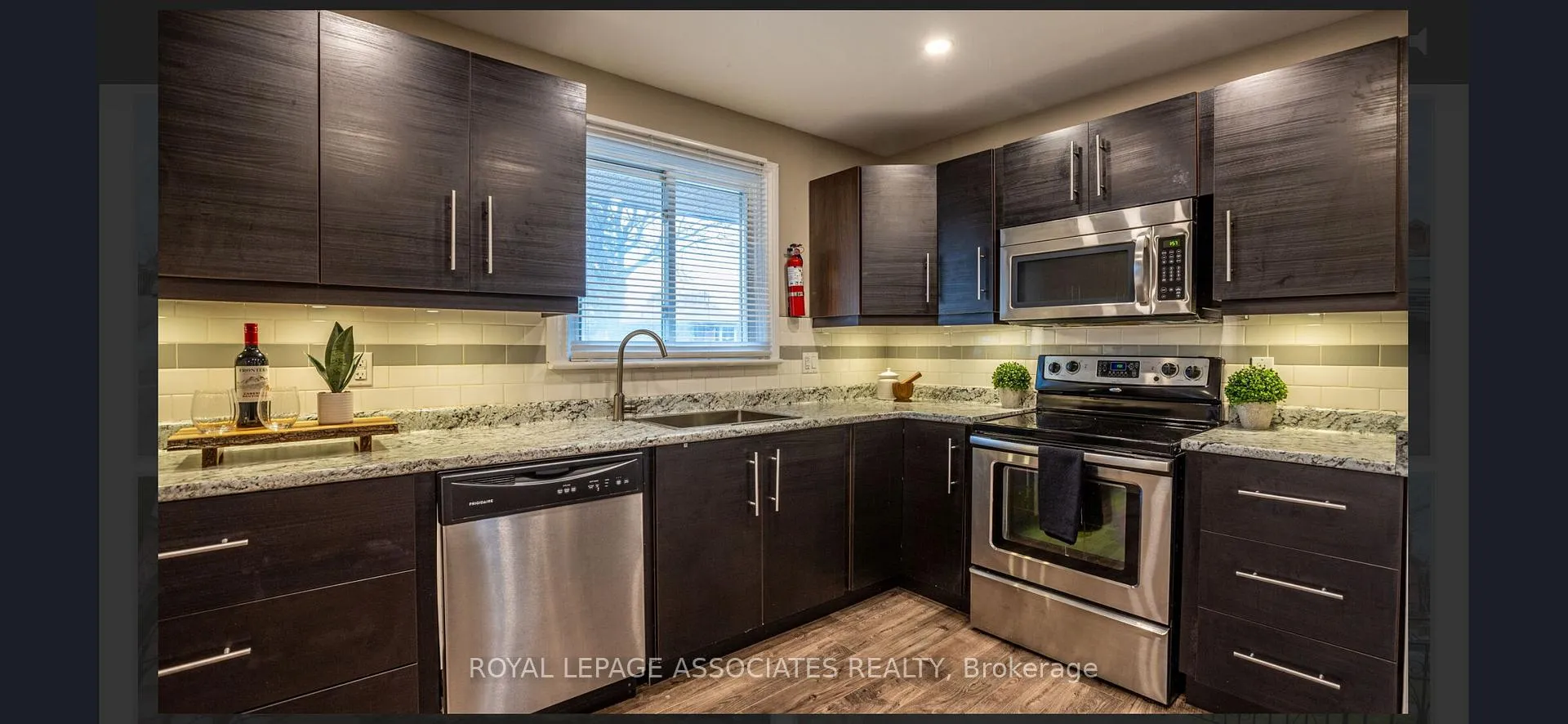 Photo 12 of Unit Main, 203 Cromwell Avenue, Oshawa, Vanier — HOMEH