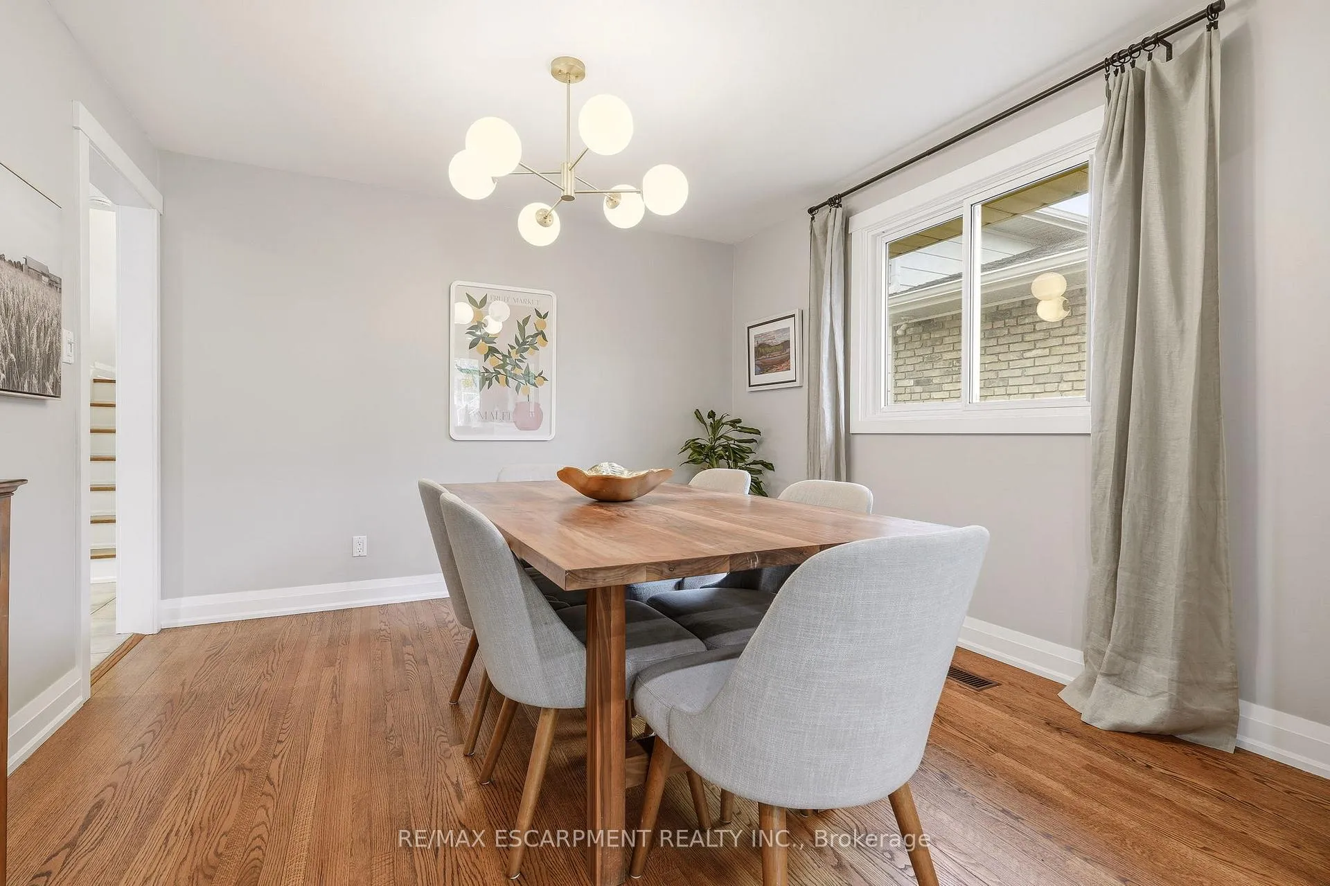 Photo 19 of 3452 Caplan Crescent, Burlington, Roseland — HOMEH