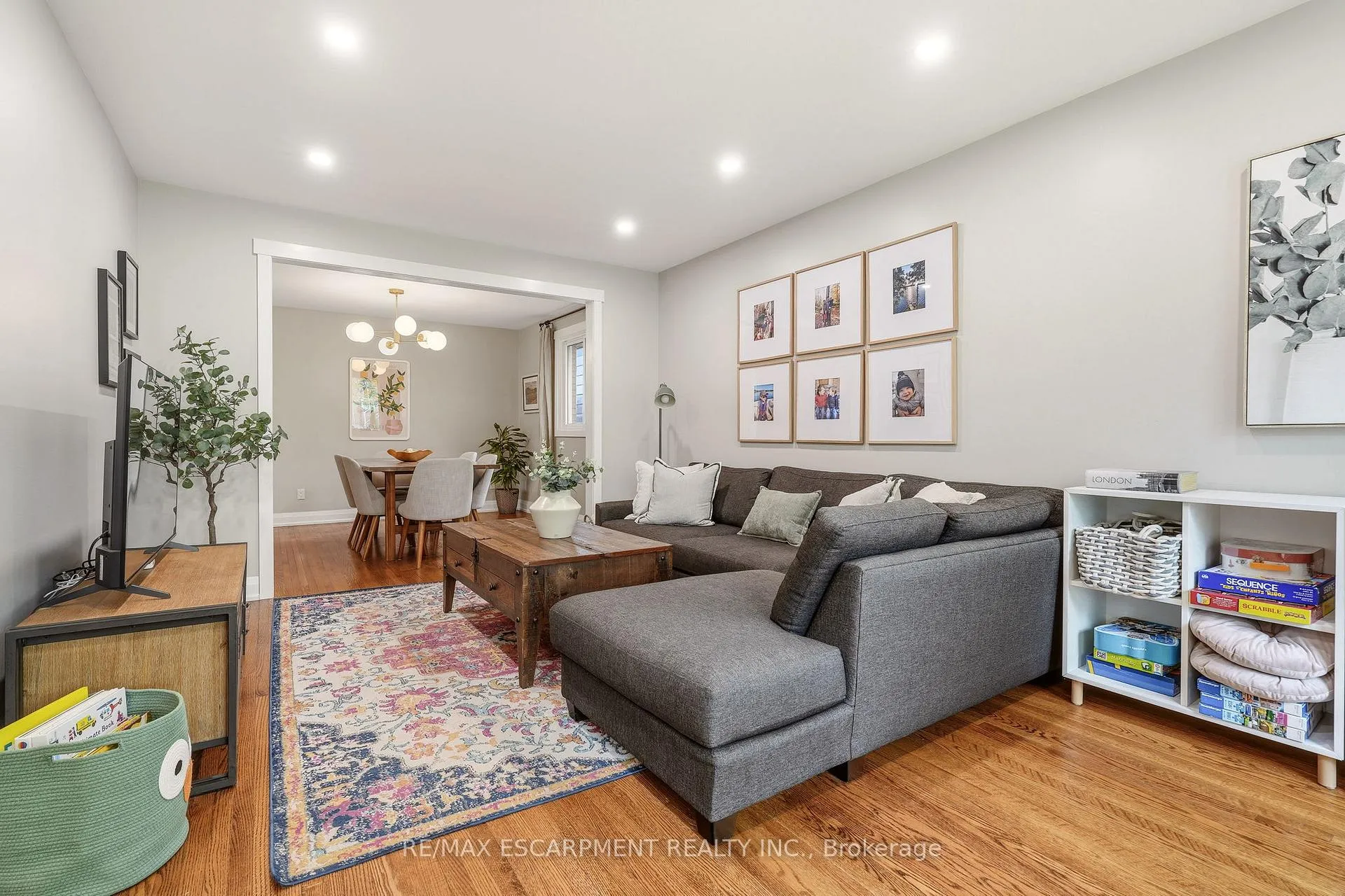 Photo 21 of 3452 Caplan Crescent, Burlington, Roseland — HOMEH